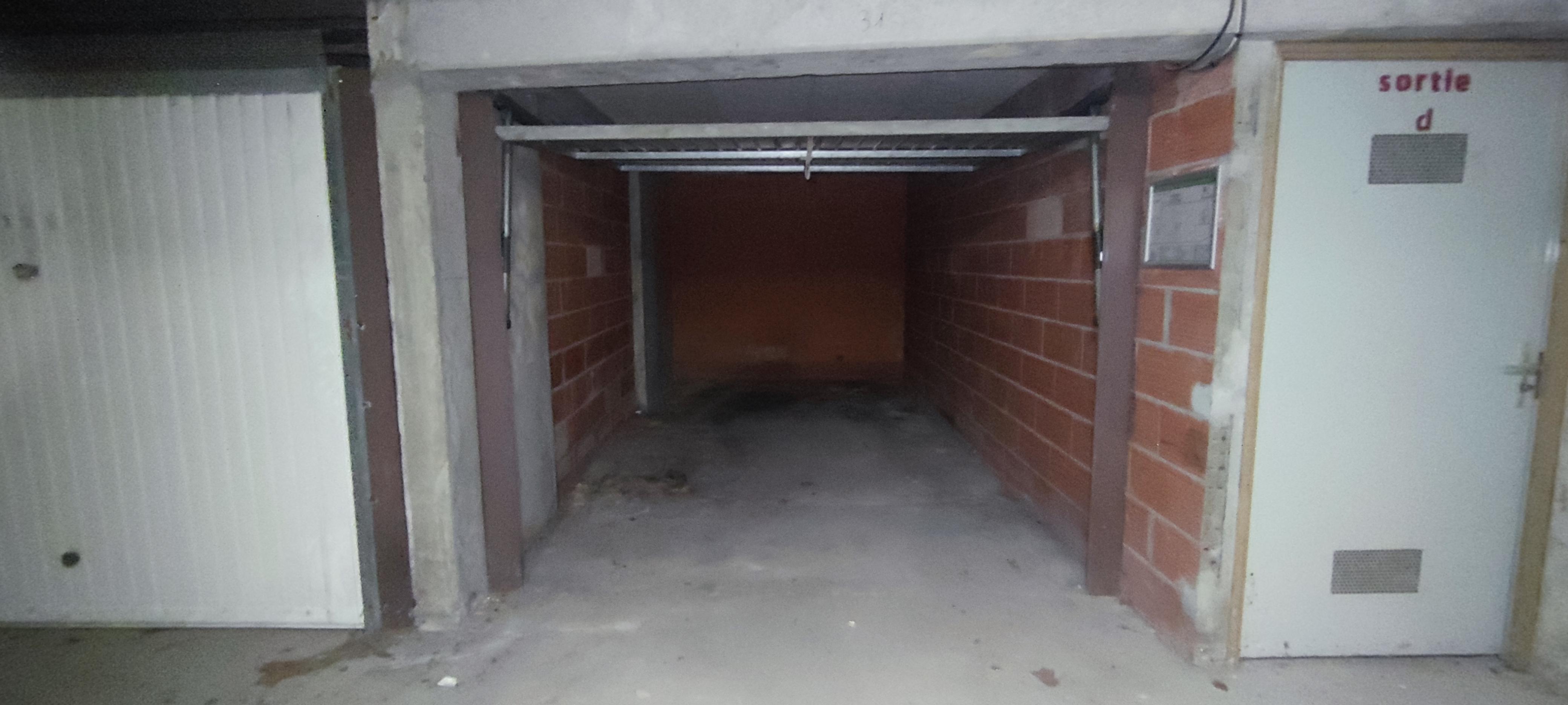 INTRA - Garage de 14m² sur Toulouse
