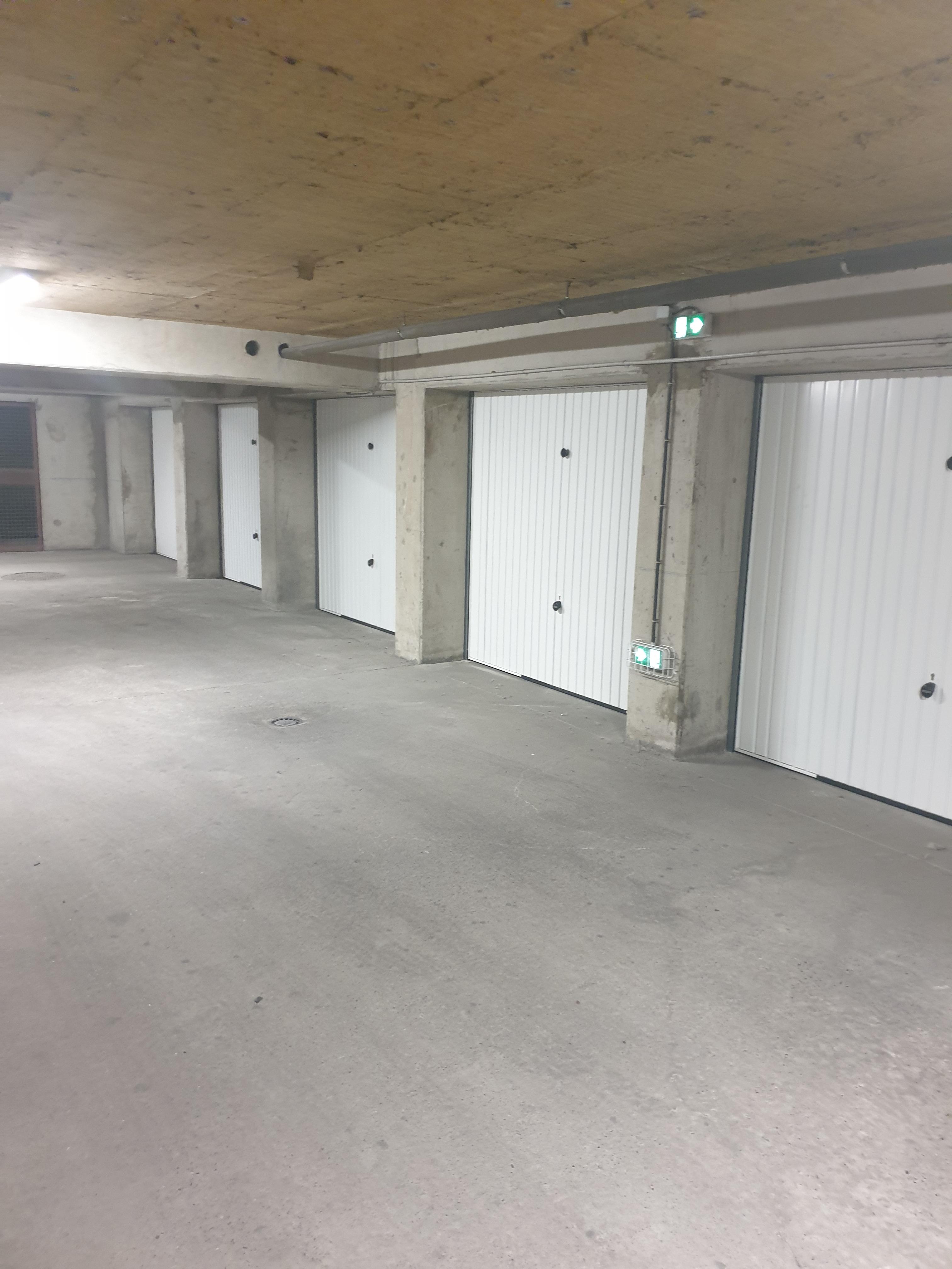 Garage sécurisé à louer à Wittenheim