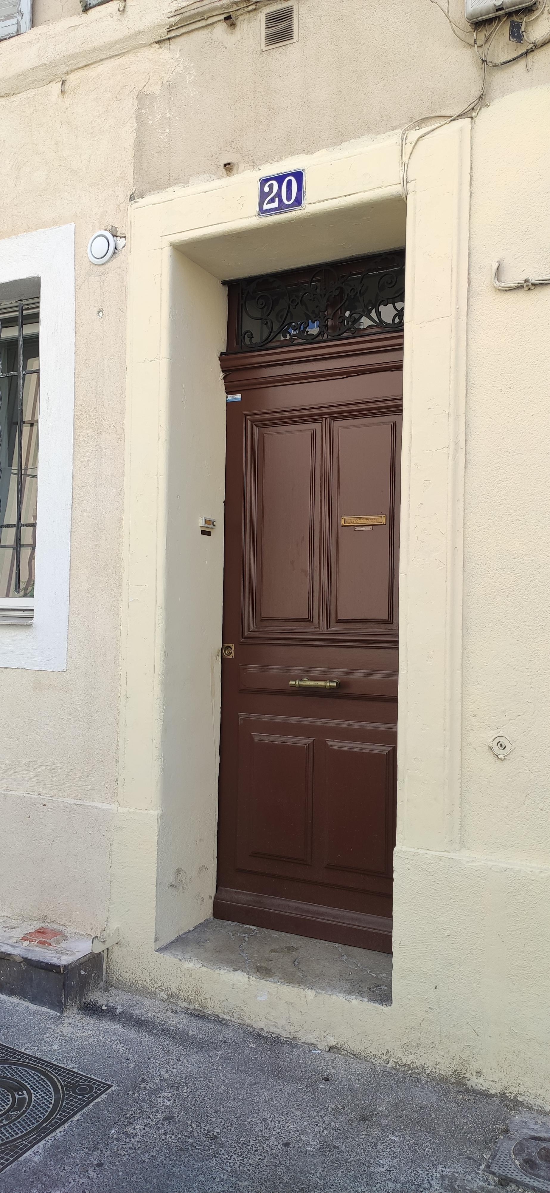 Cave saine, sèche et sécurisée 7m2 à la