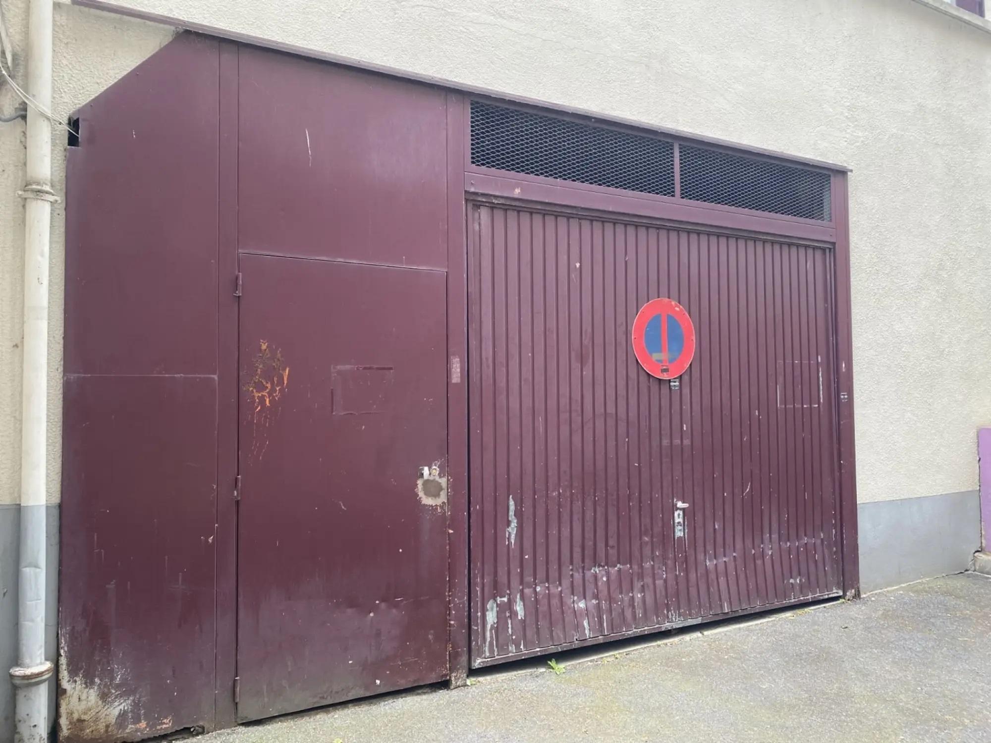 Rue Saint-Blaise - Garage / Box / remise