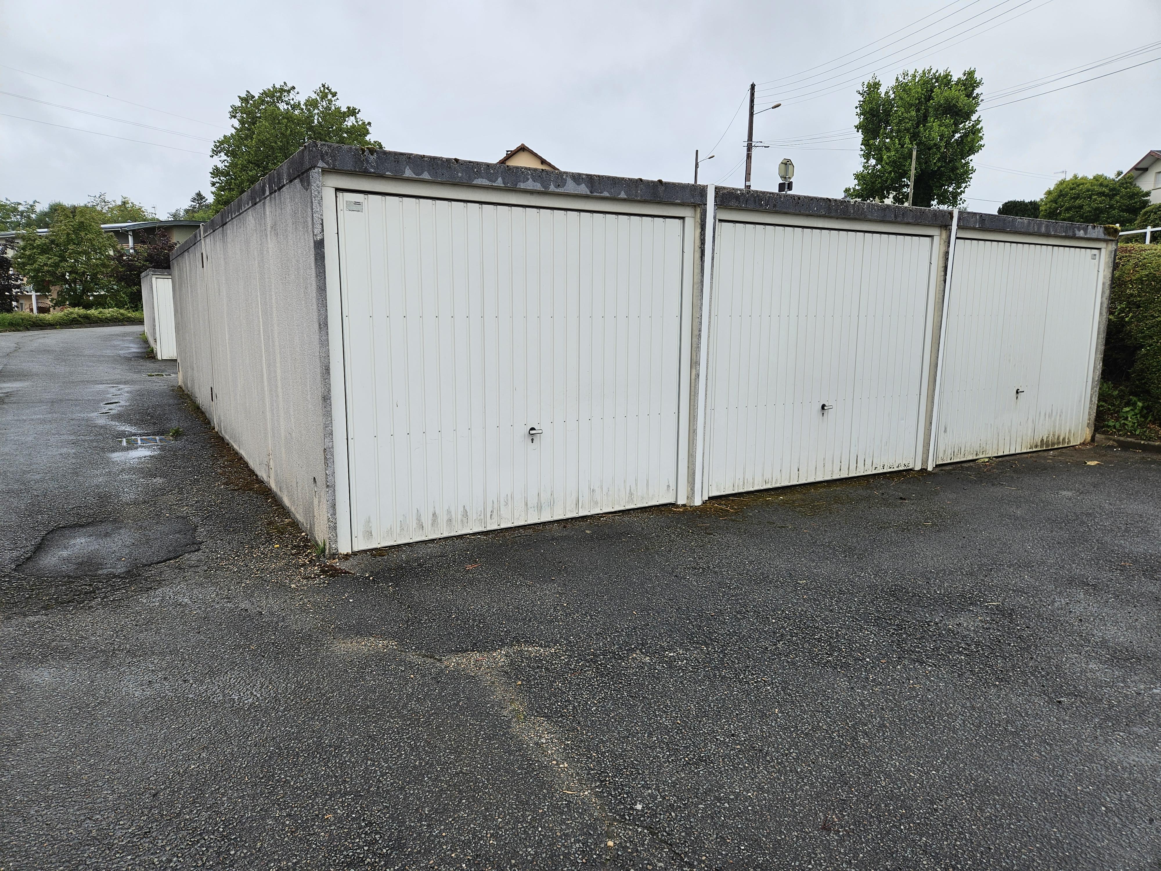 Garage Box de 13m² à Vieux-Charmont