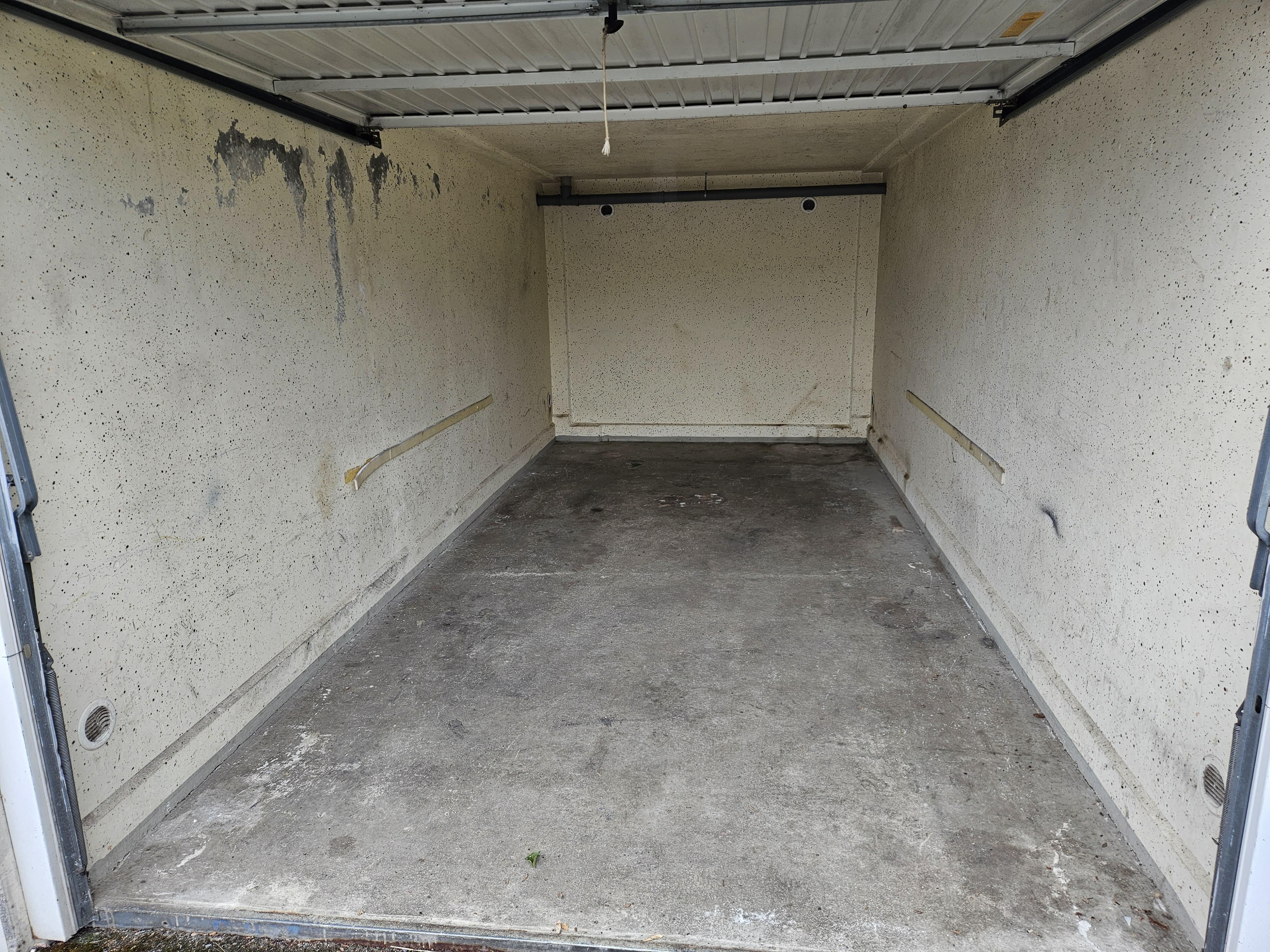 Garage Box de 13m² à Vieux-Charmont