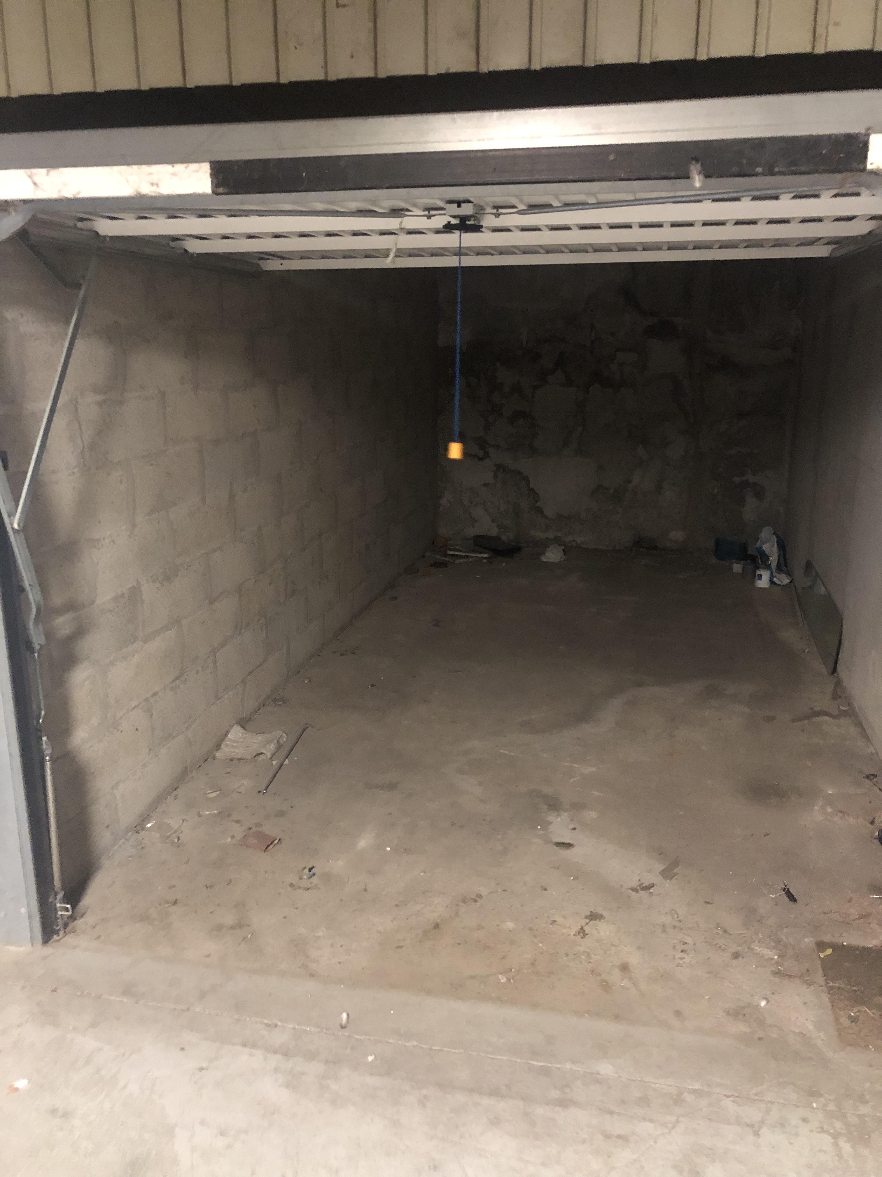 Garage / Box de 13m² sur Istres