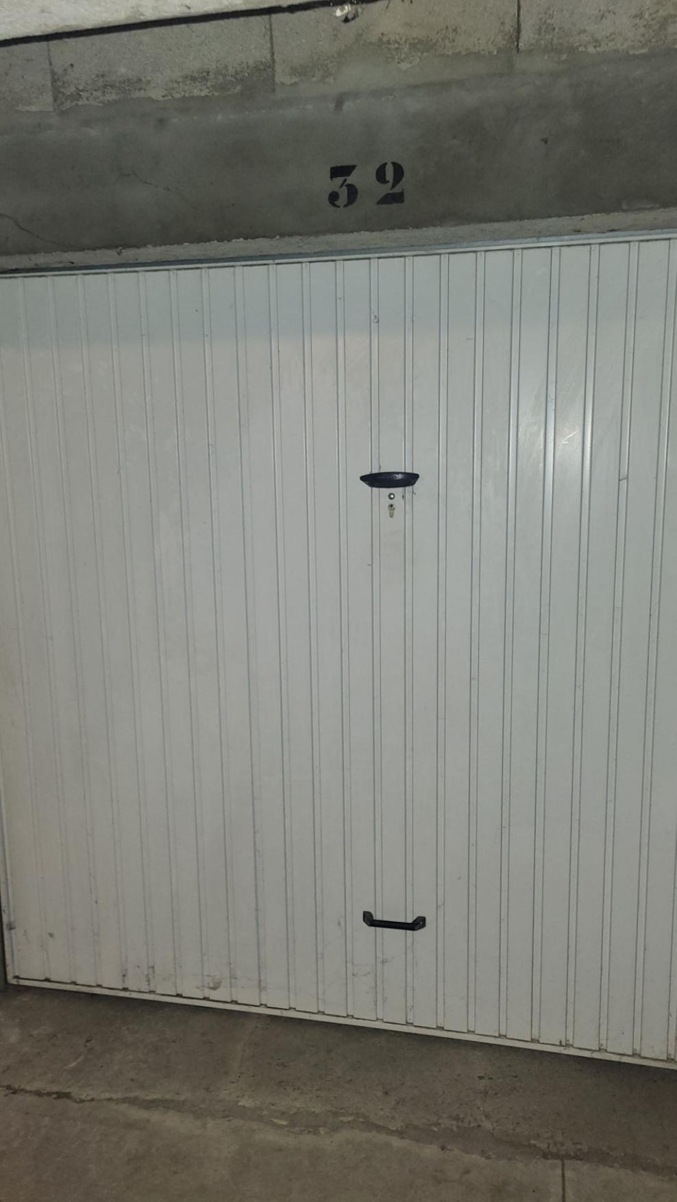 Location garage de 11m² proche Besançon