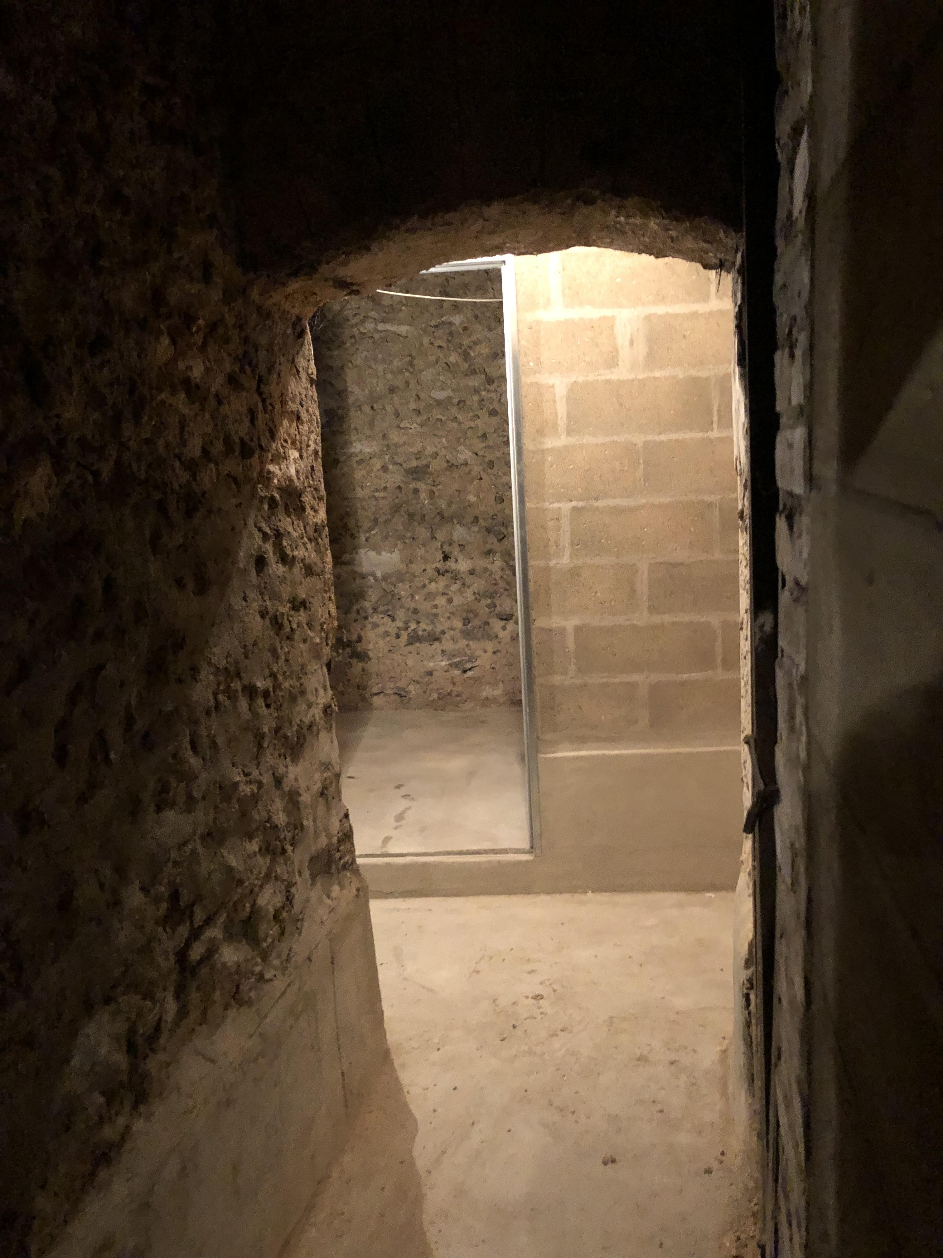 Cave sécurisée - 5m² - Paris 16e Victor