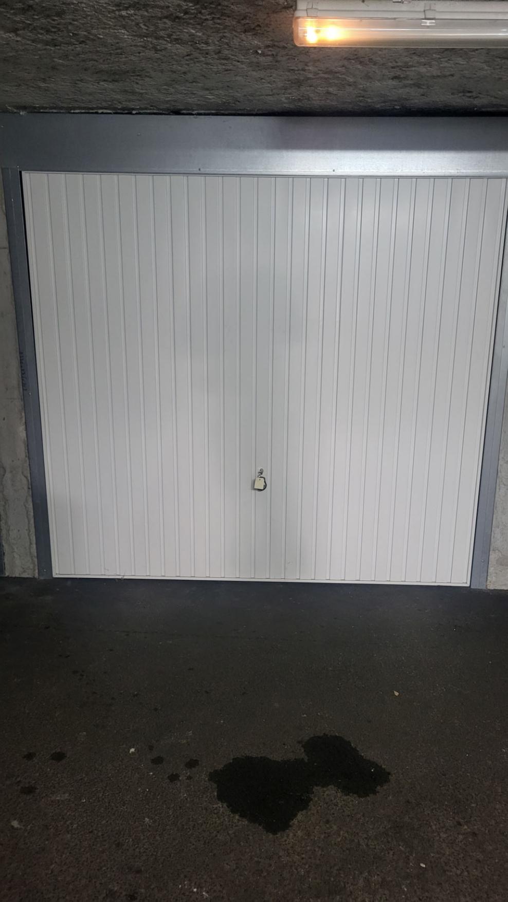 Garage/Box 11m² à Bensançon