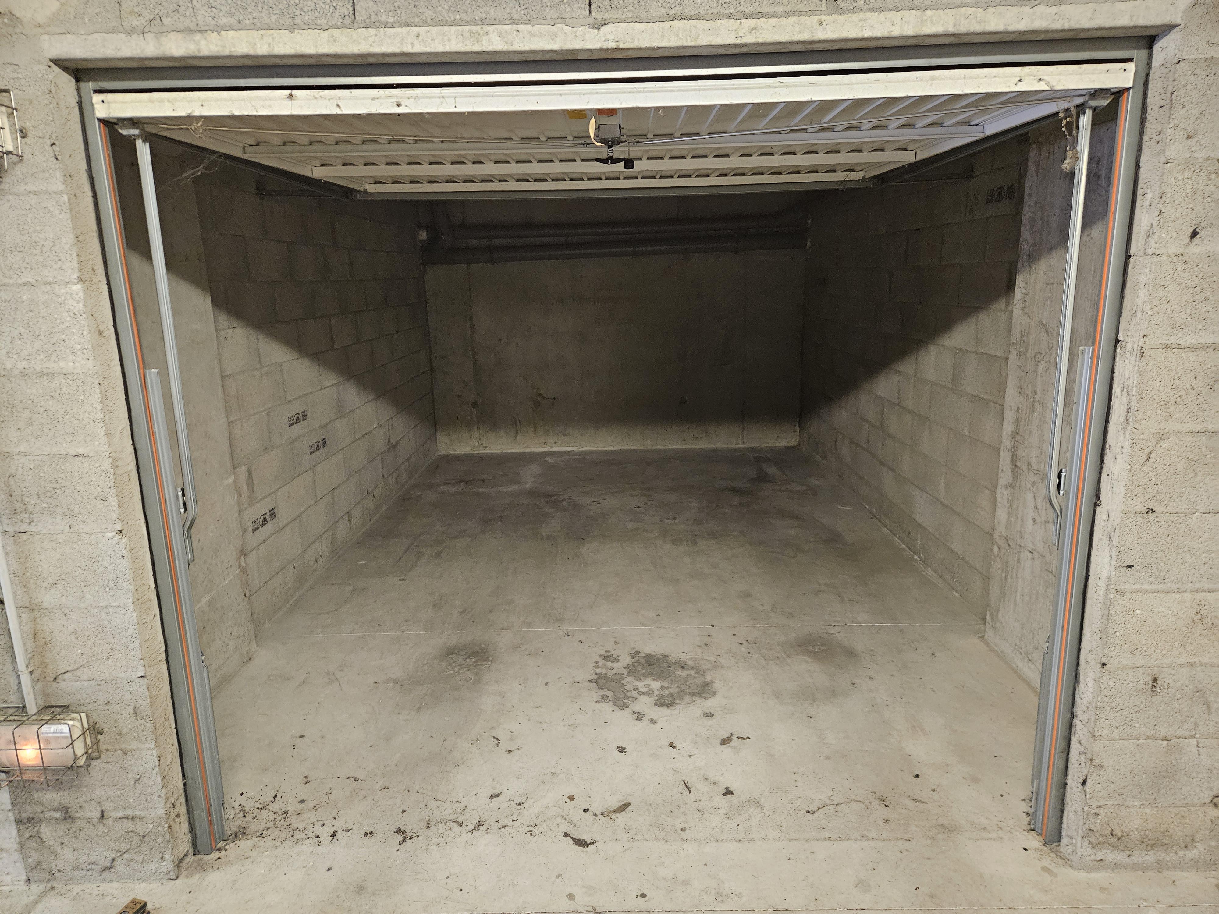 Garage sécurisé 17 m² à Bavilliers