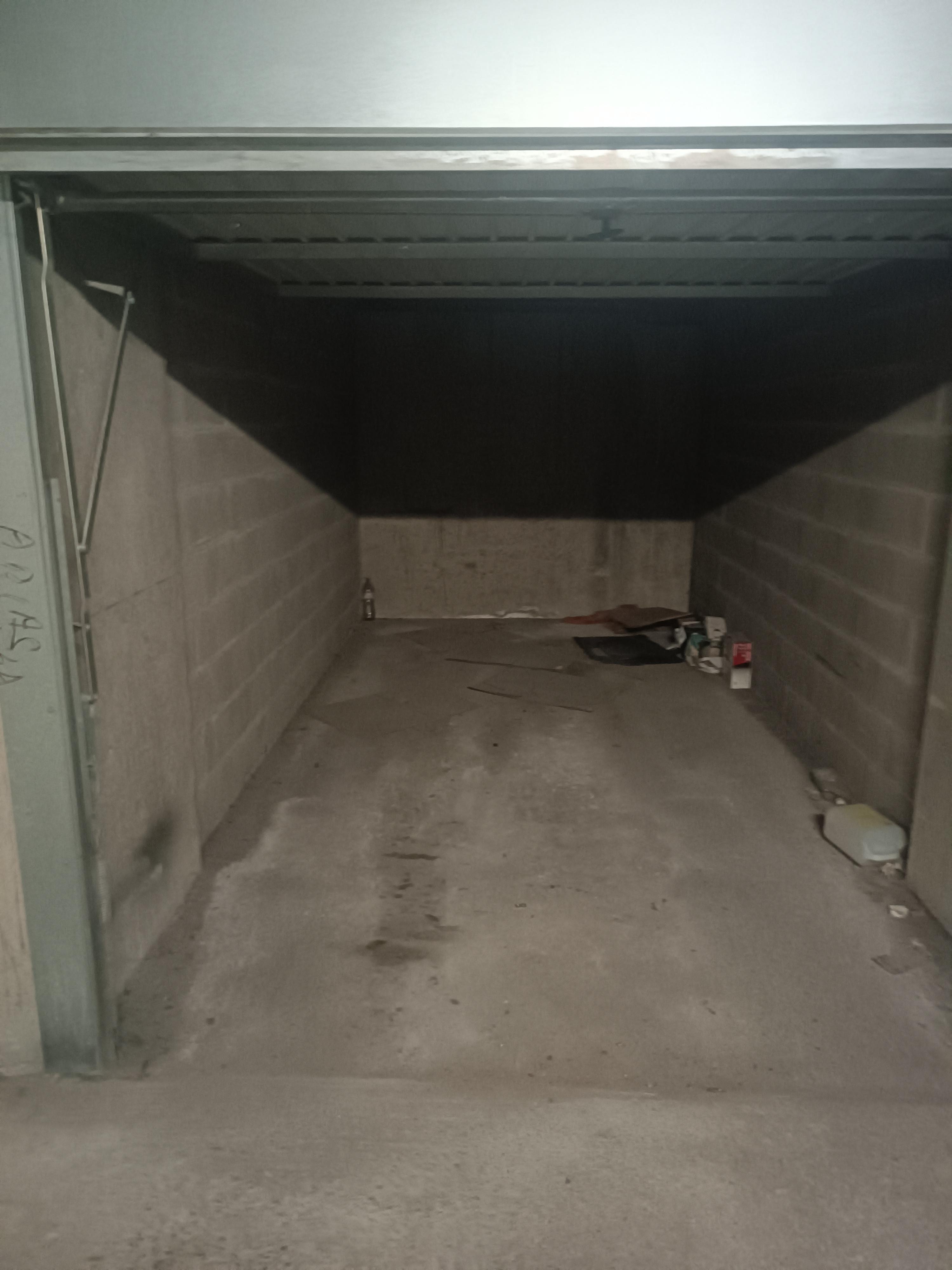 INTRA - Garage privé pour stationnement à Toulouse