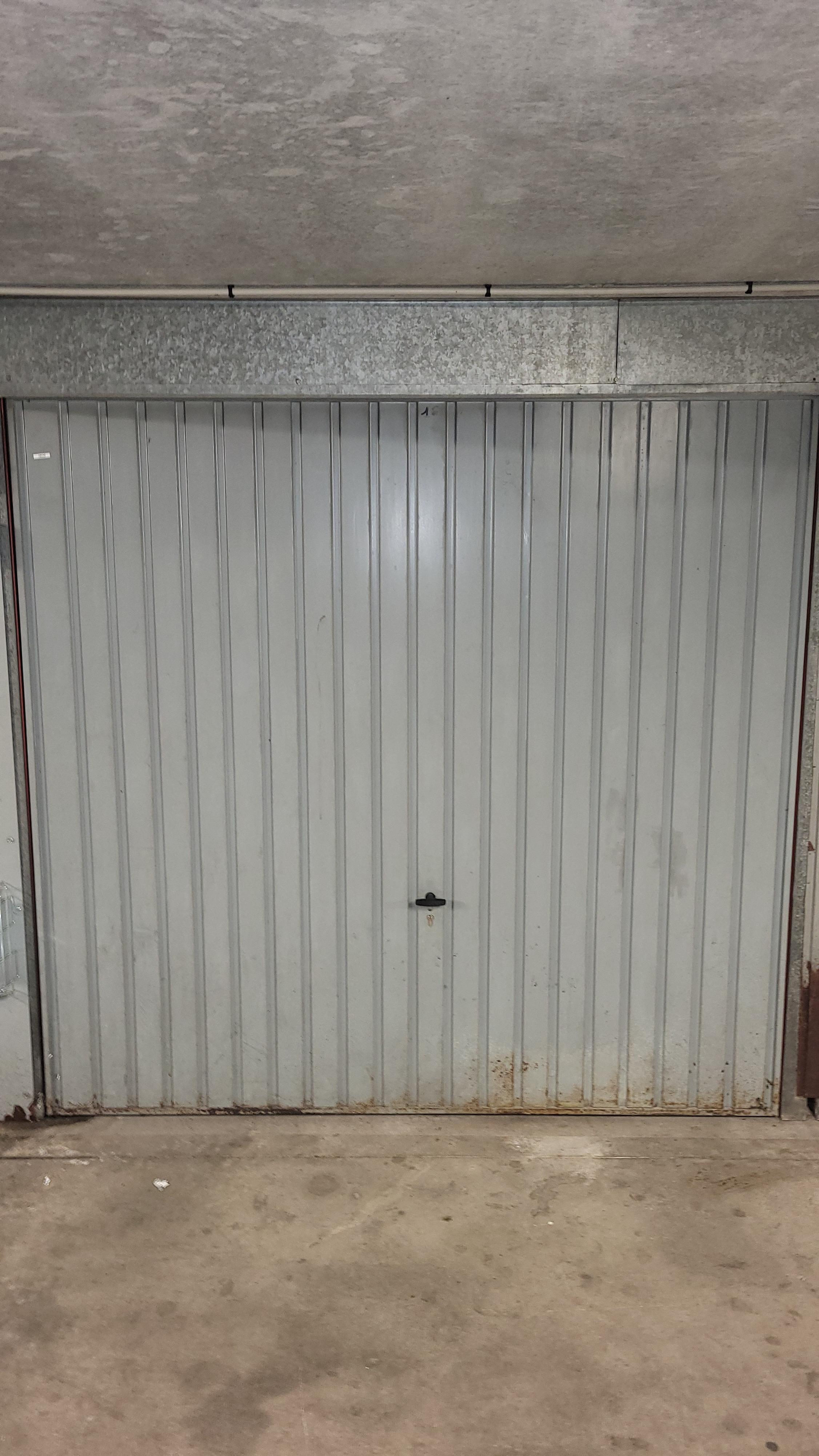 Garage fermé à louer sur Besançon