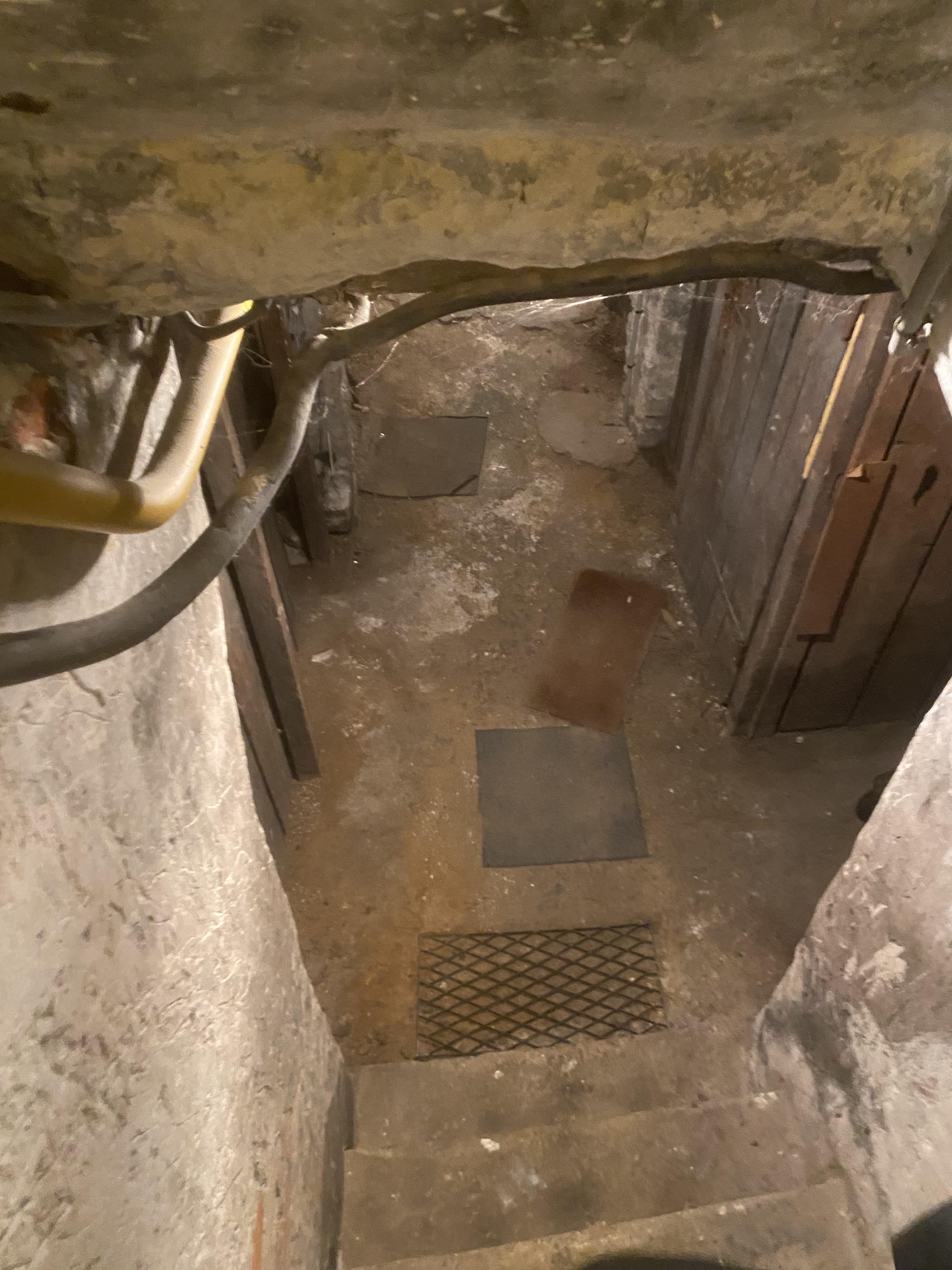 Cave pour stocker Paris 11