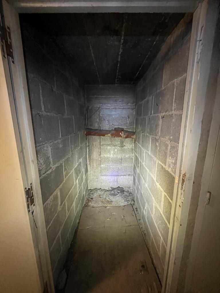 Remise/Cave 2 m2 en Rez-de Chaussée - 28
