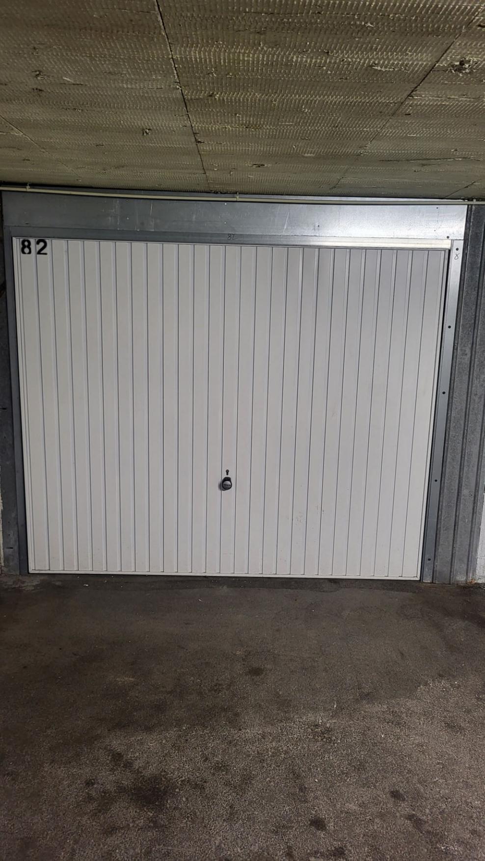 Garage / Stationnement / Cité de la Viottes