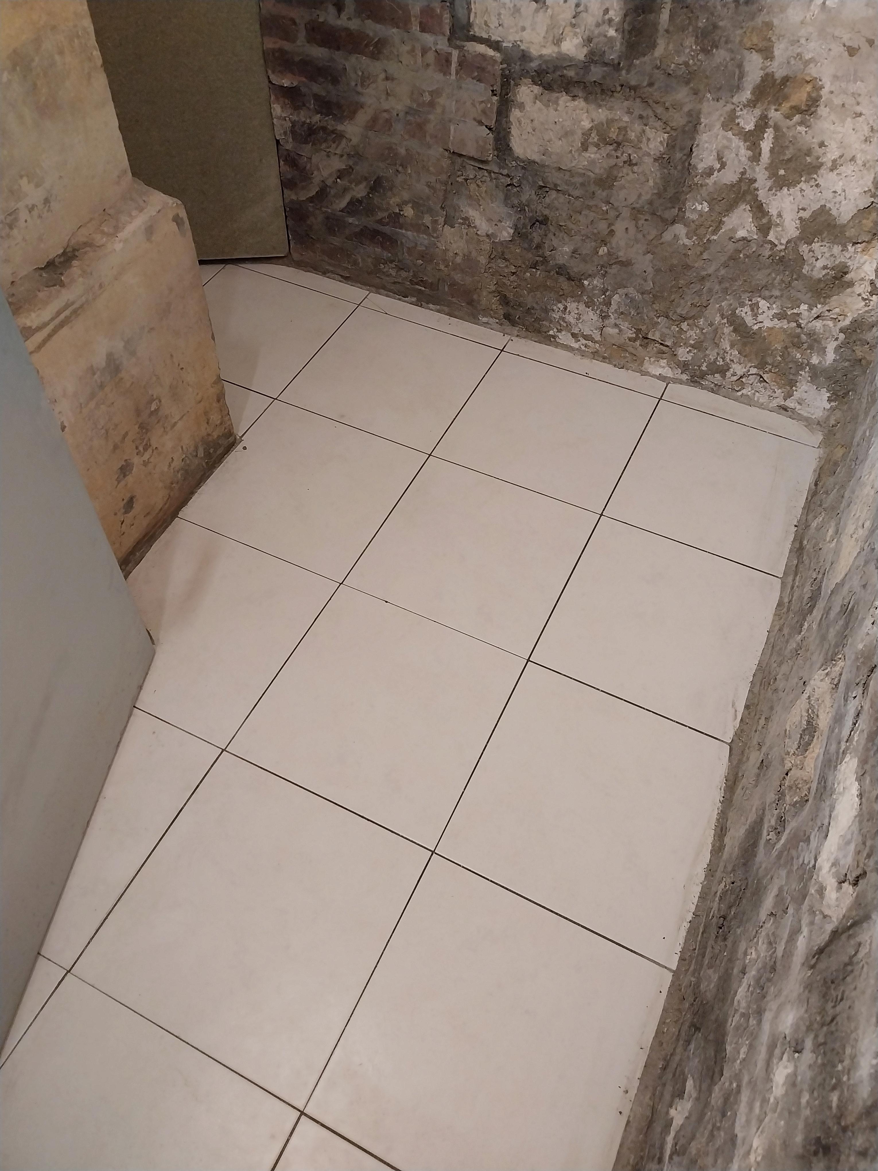 Cave rénovée de 3.5 m2 à louer -