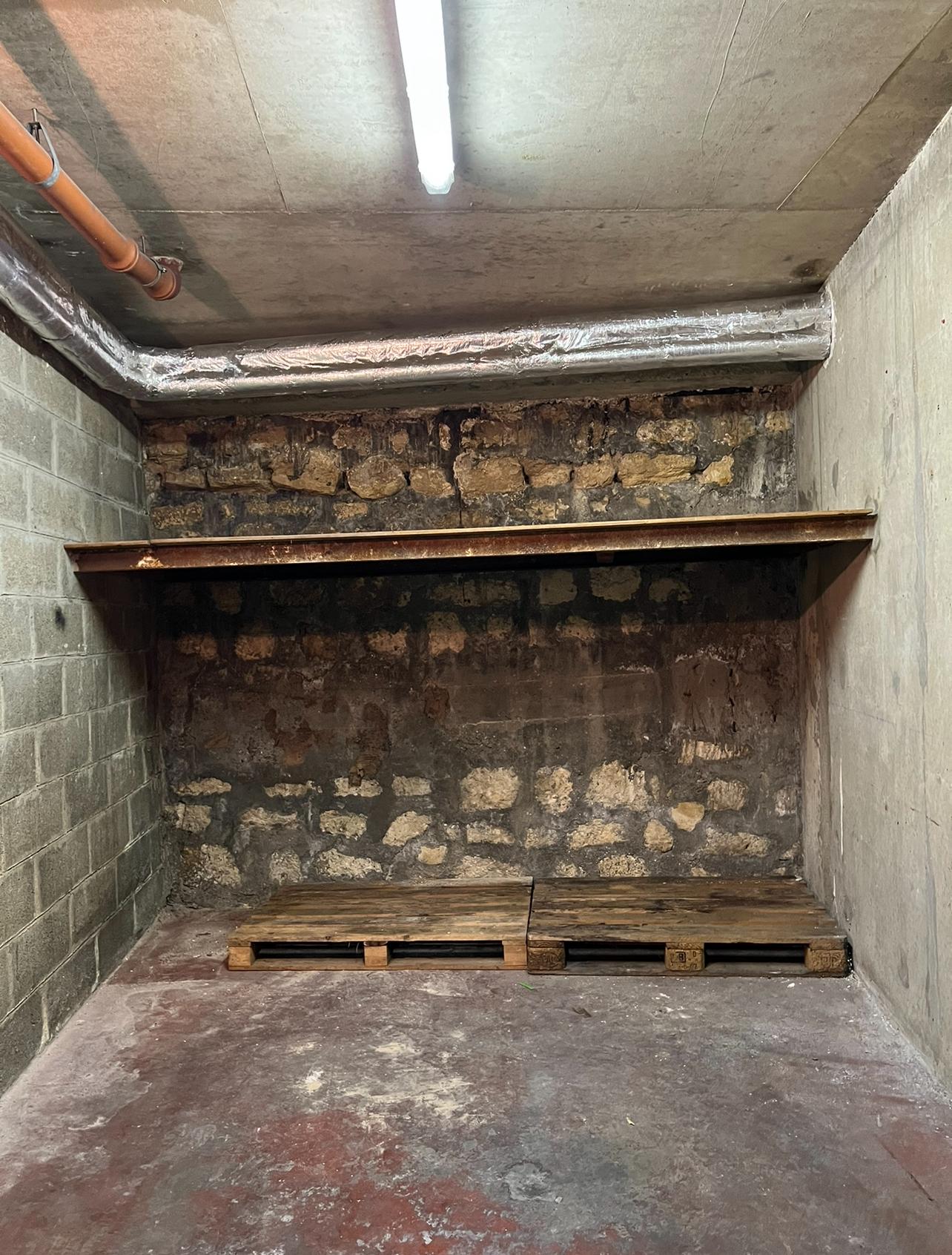 Box sécurisé - 17 m² - Rue de