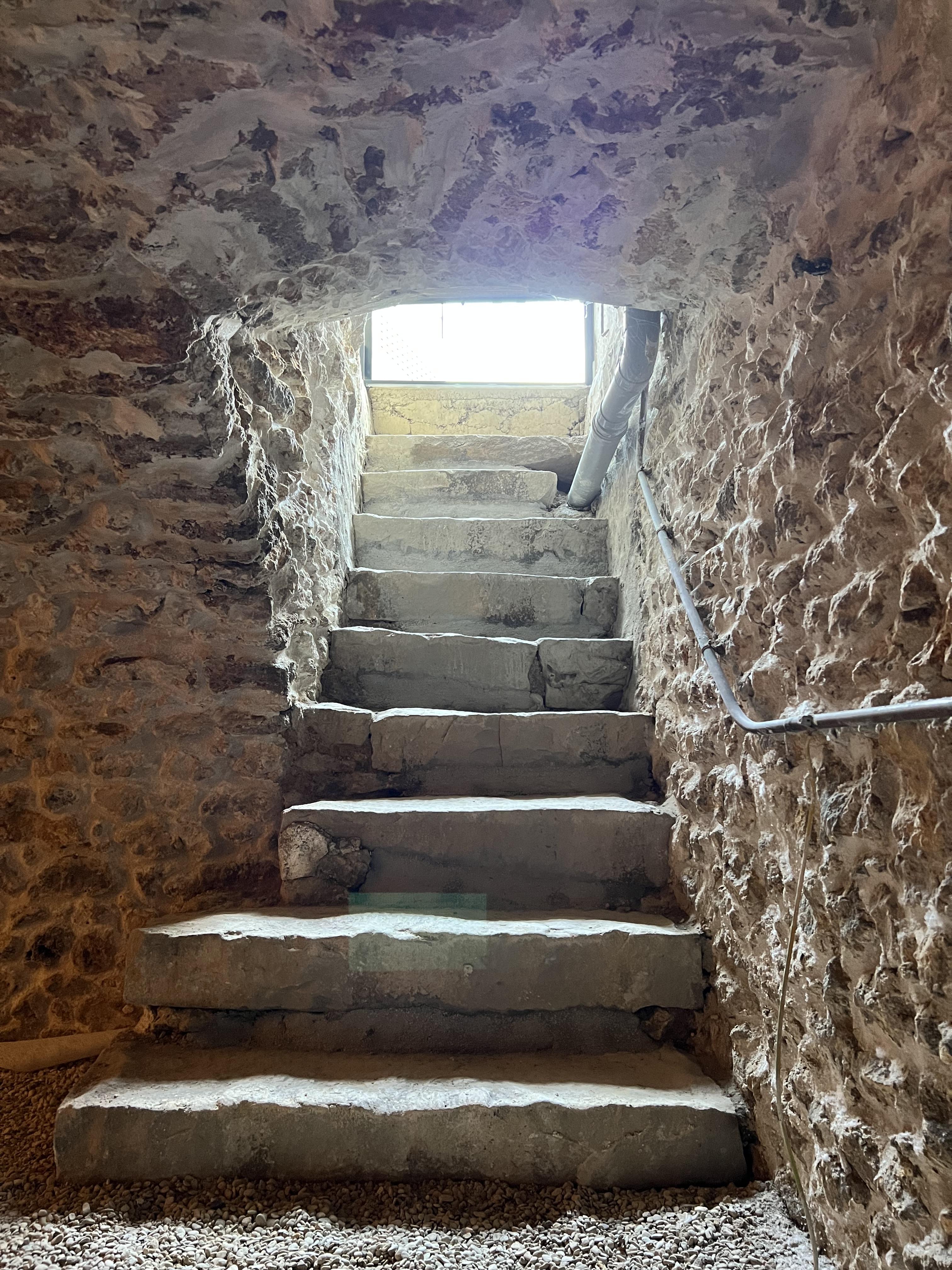 Cave sécurisée - 20m2 Mennecy Centre Ville