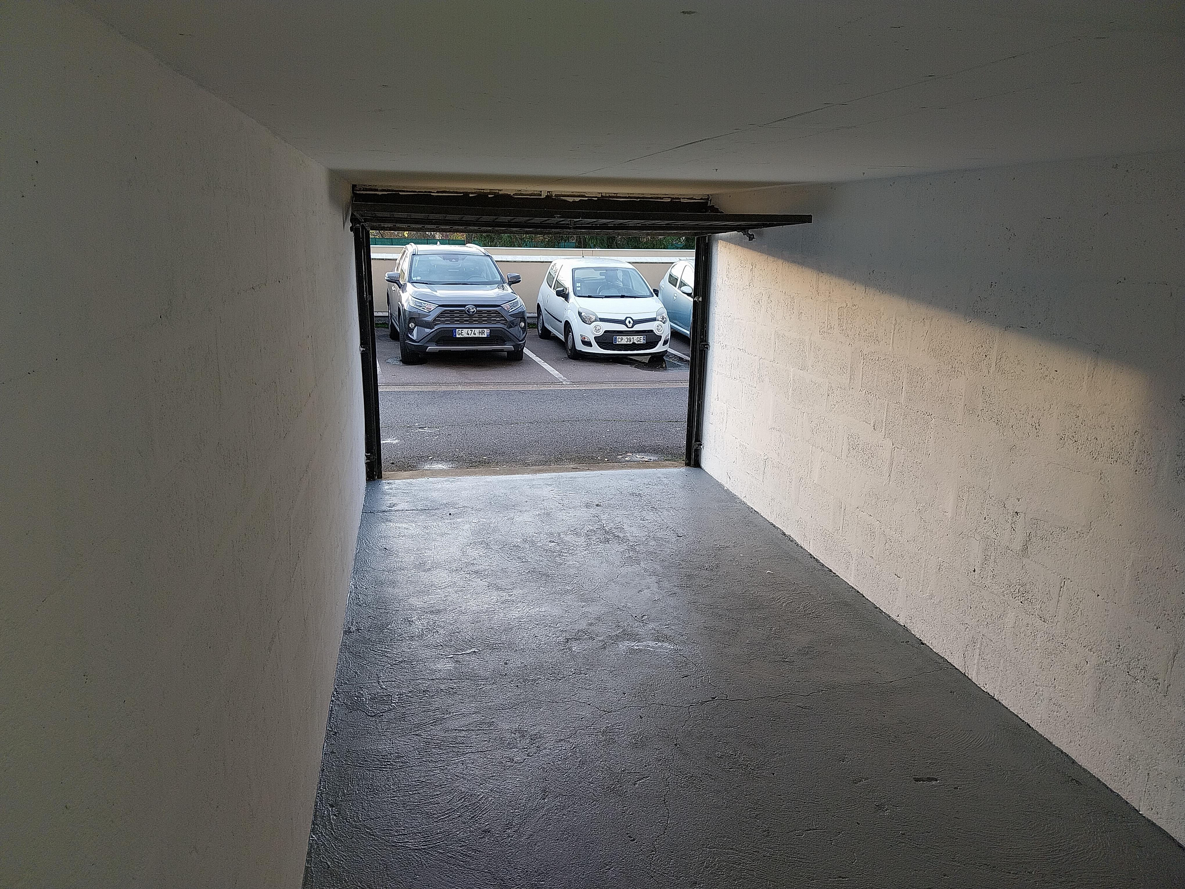 Garage / box - 20 m2