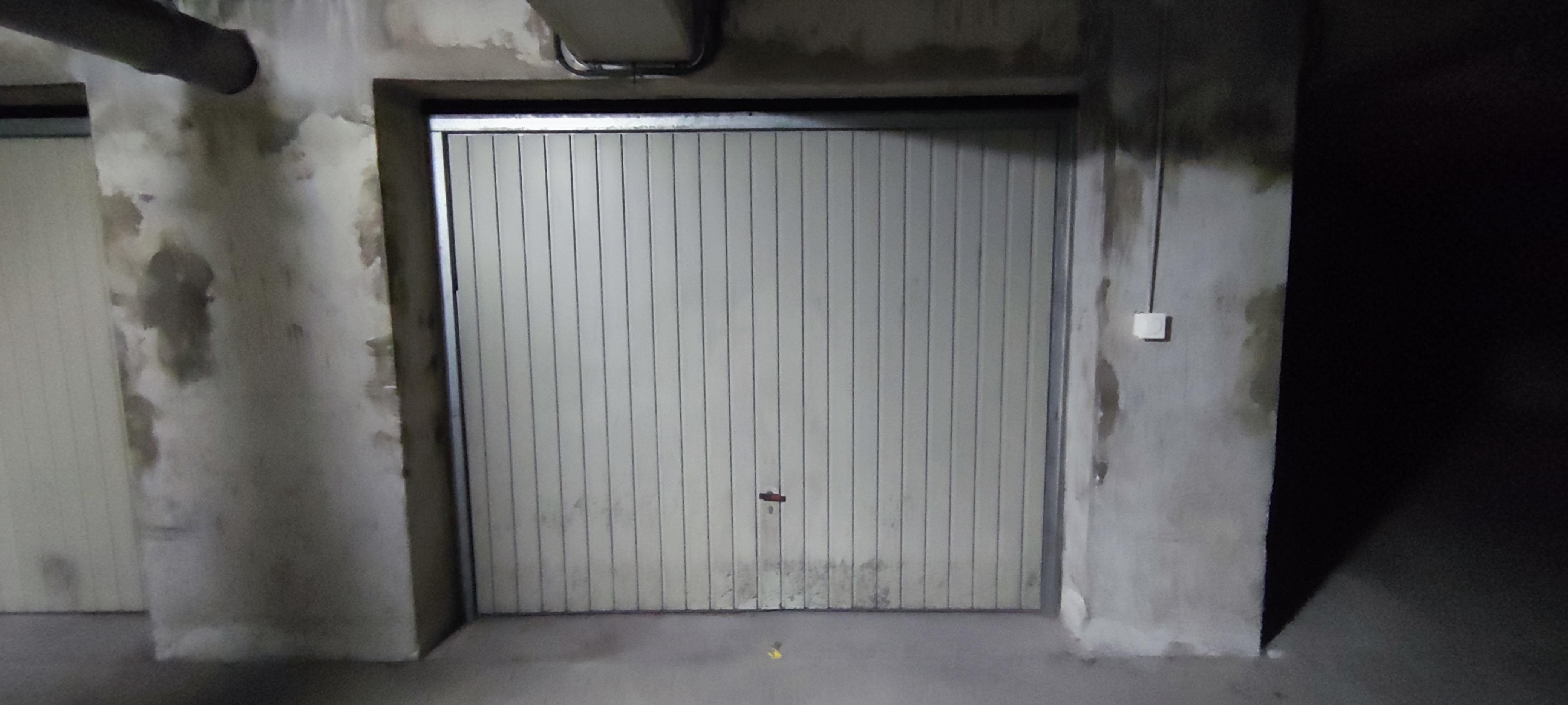 Garage de 19 m² à louer