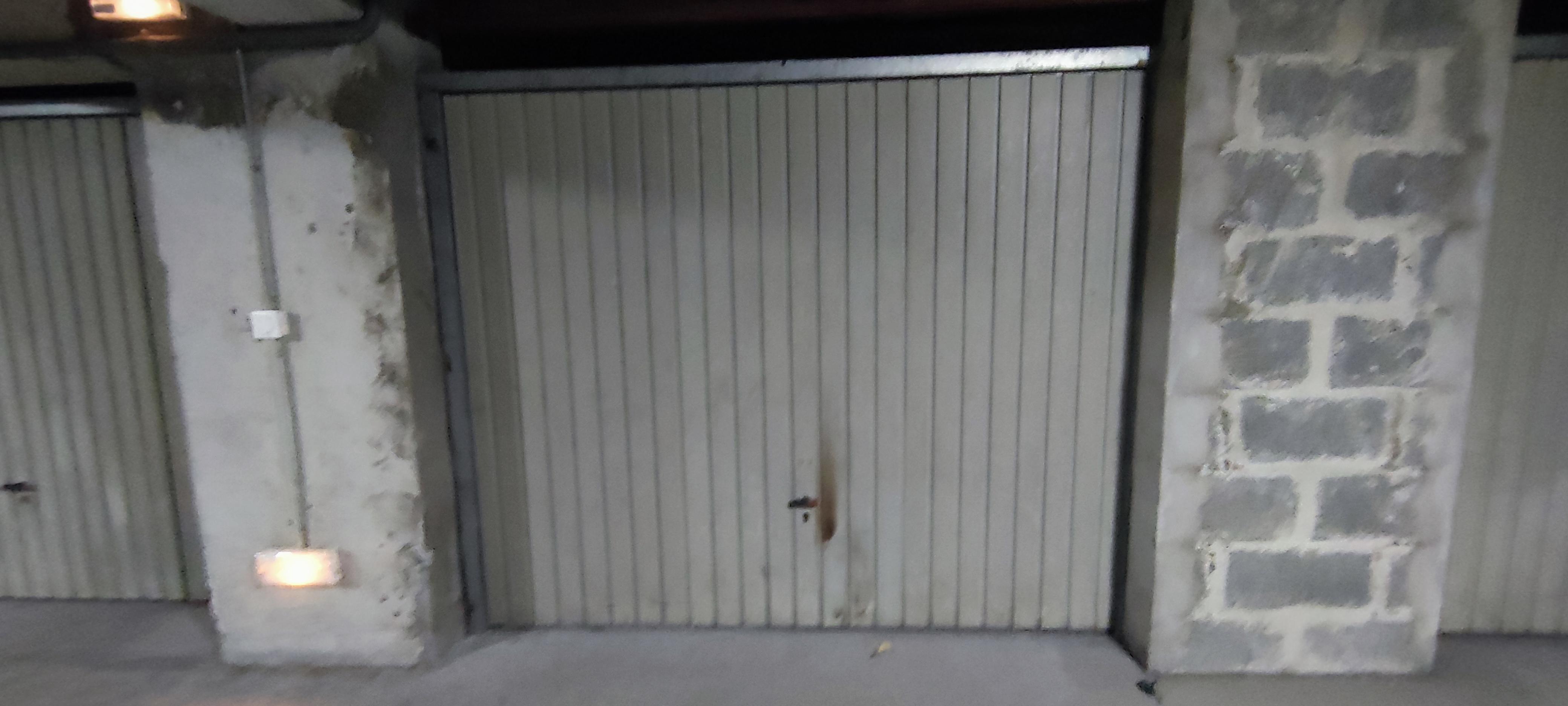 Garage de 17 m² à louer