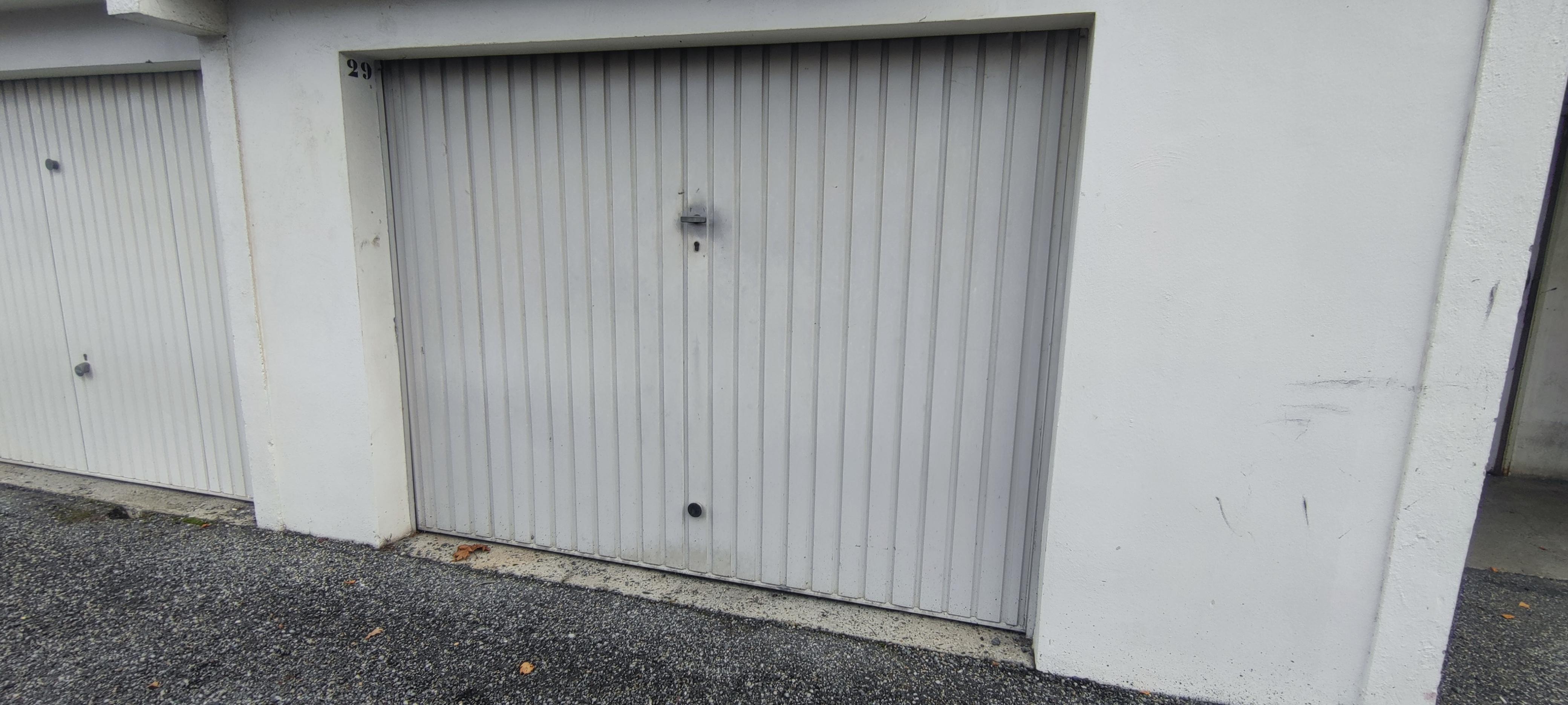 Garage de 20 m² à louer