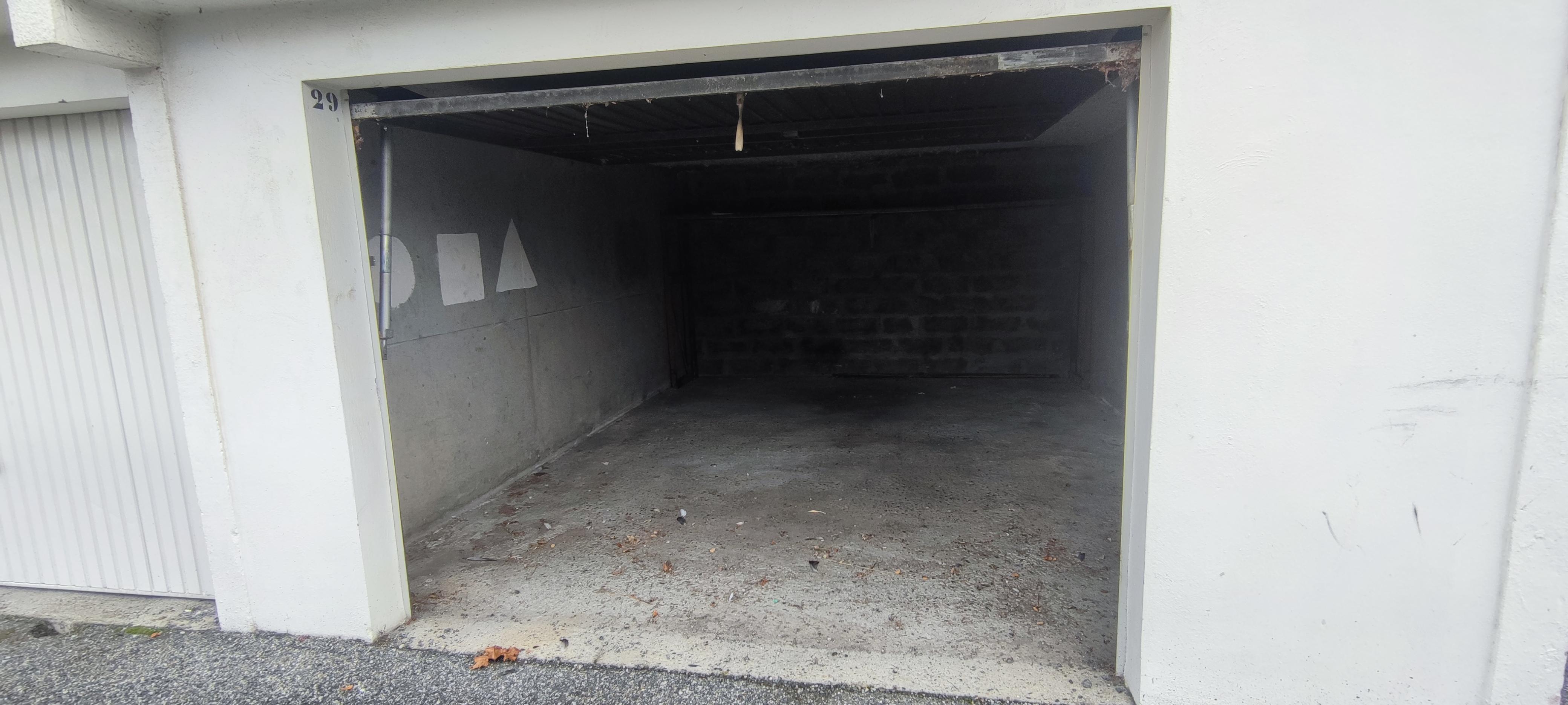 Garage de 20 m² à louer