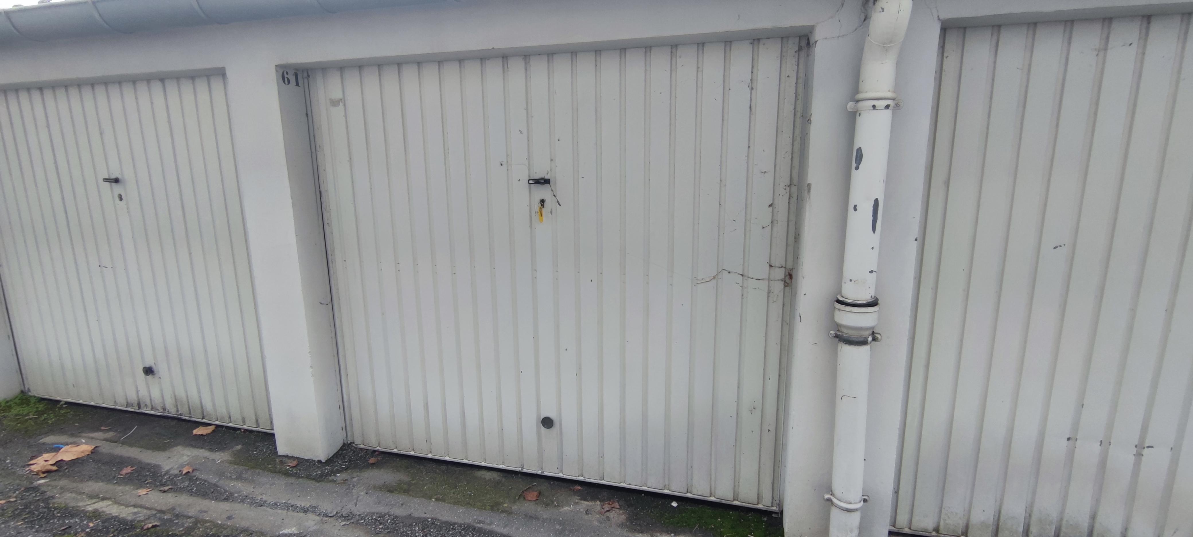 Garage/ box de 11 m² à louer