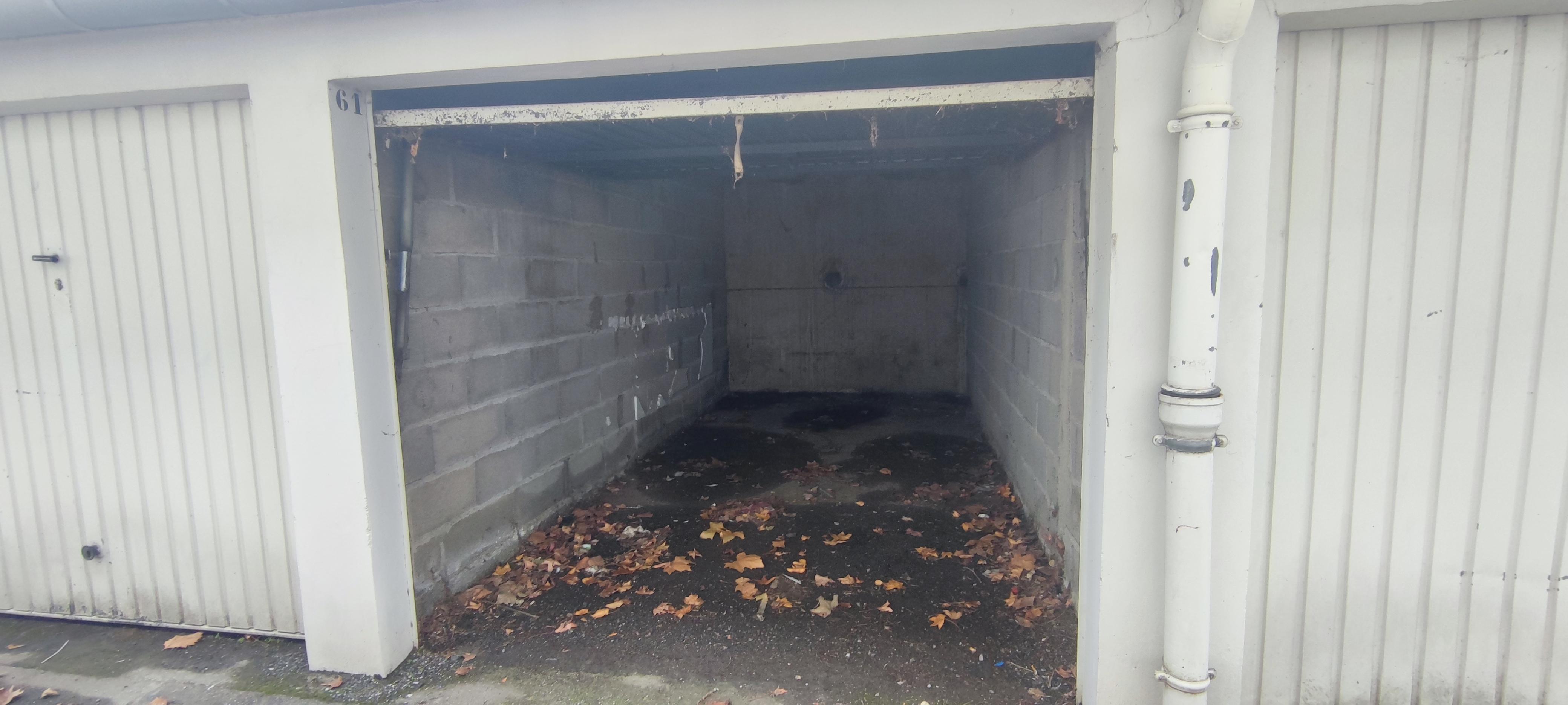 Garage/ box de 11 m² à louer