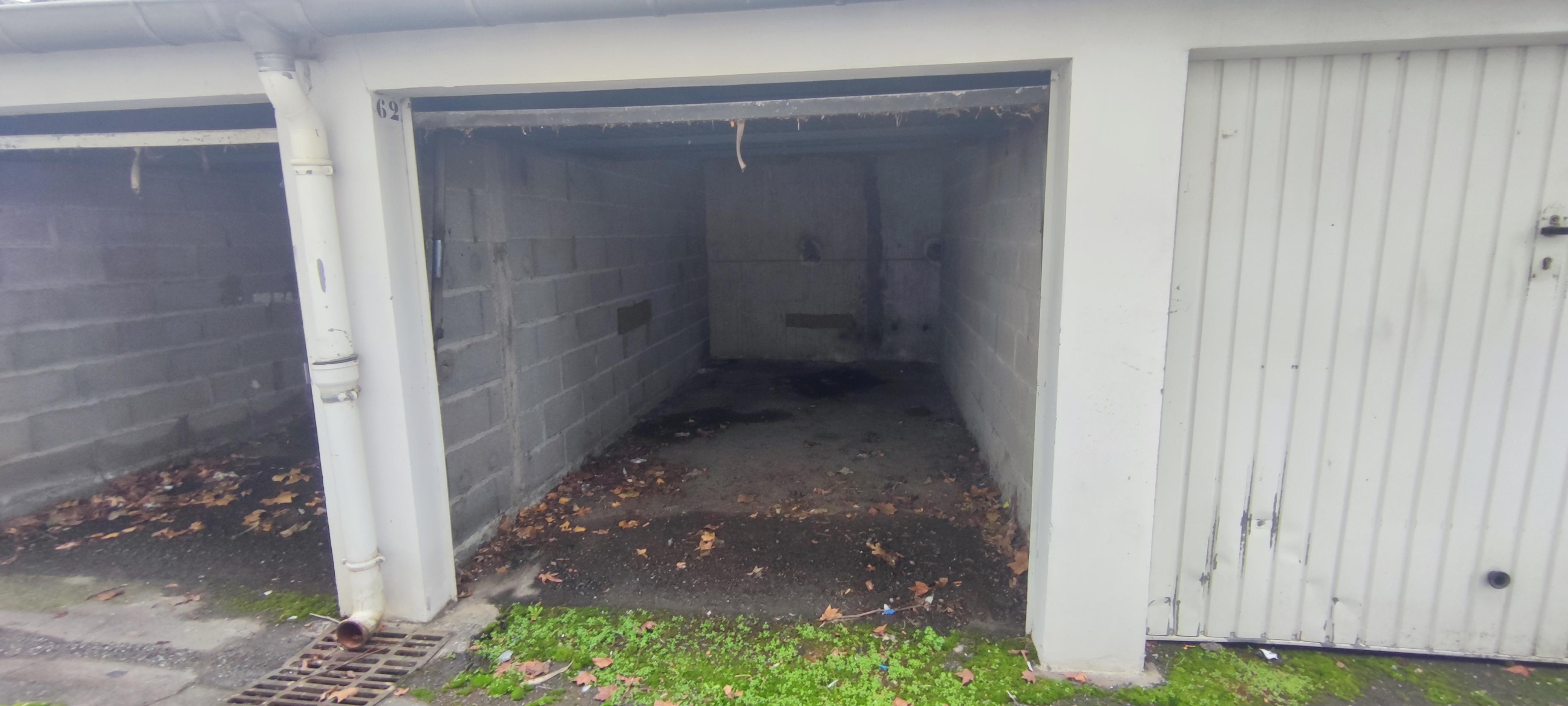 Garage/ box de 11 m² à louer