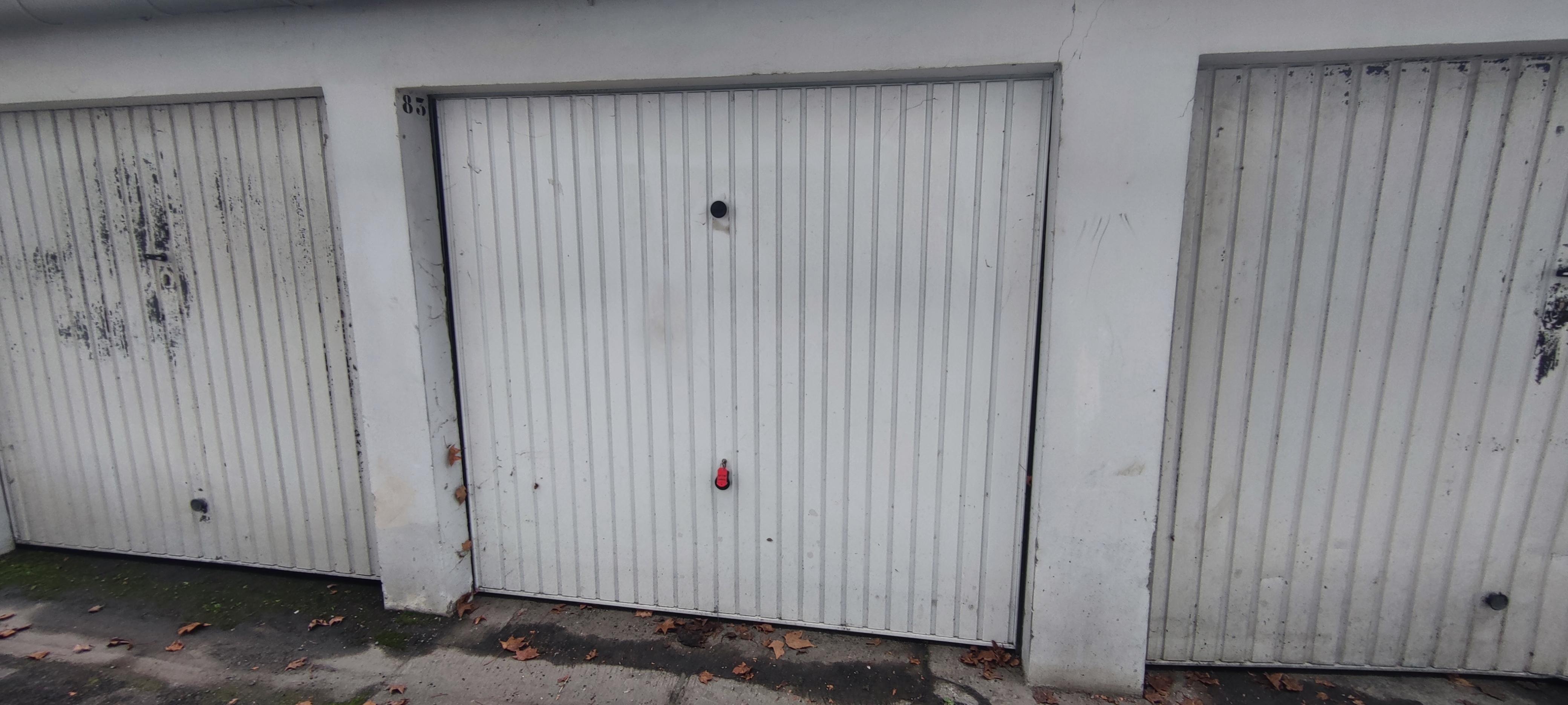 Garage/ box de 11 m² à louer