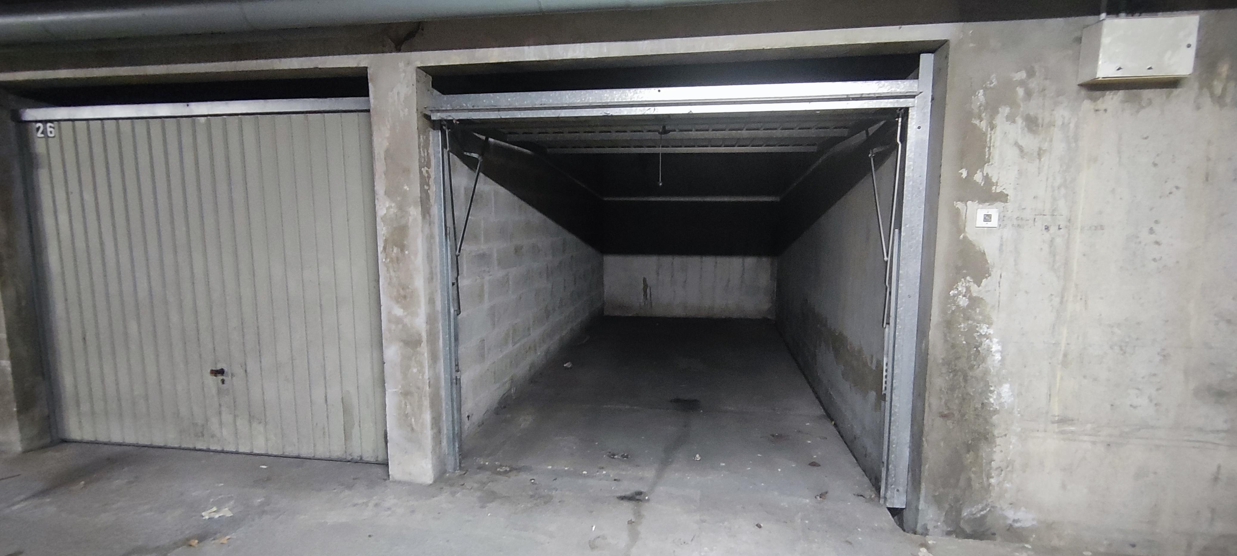 Garage de 13 m² à louer