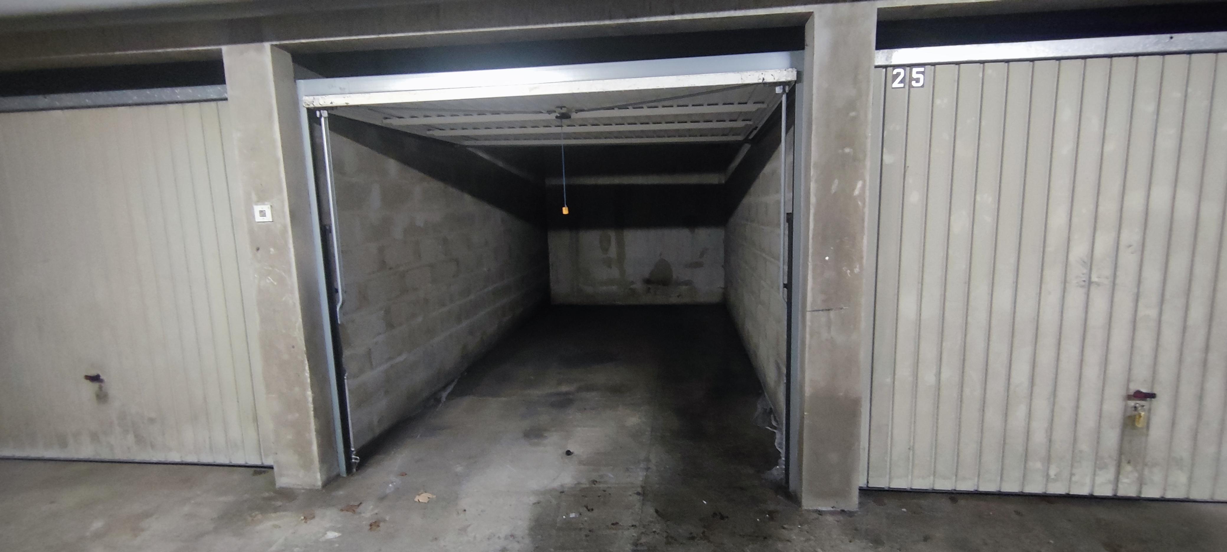 Garage de 13 m² à louer