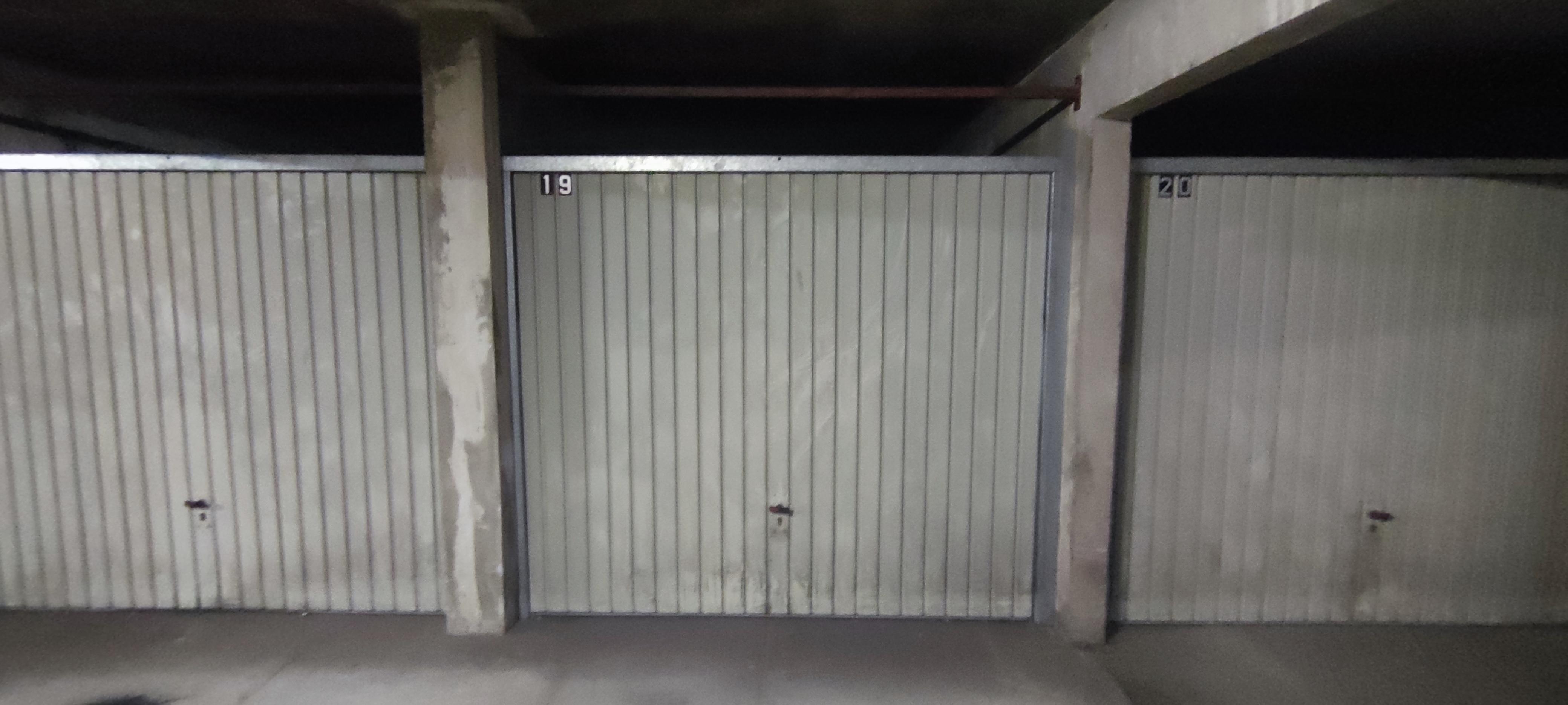 Garage de 12 m² à louer