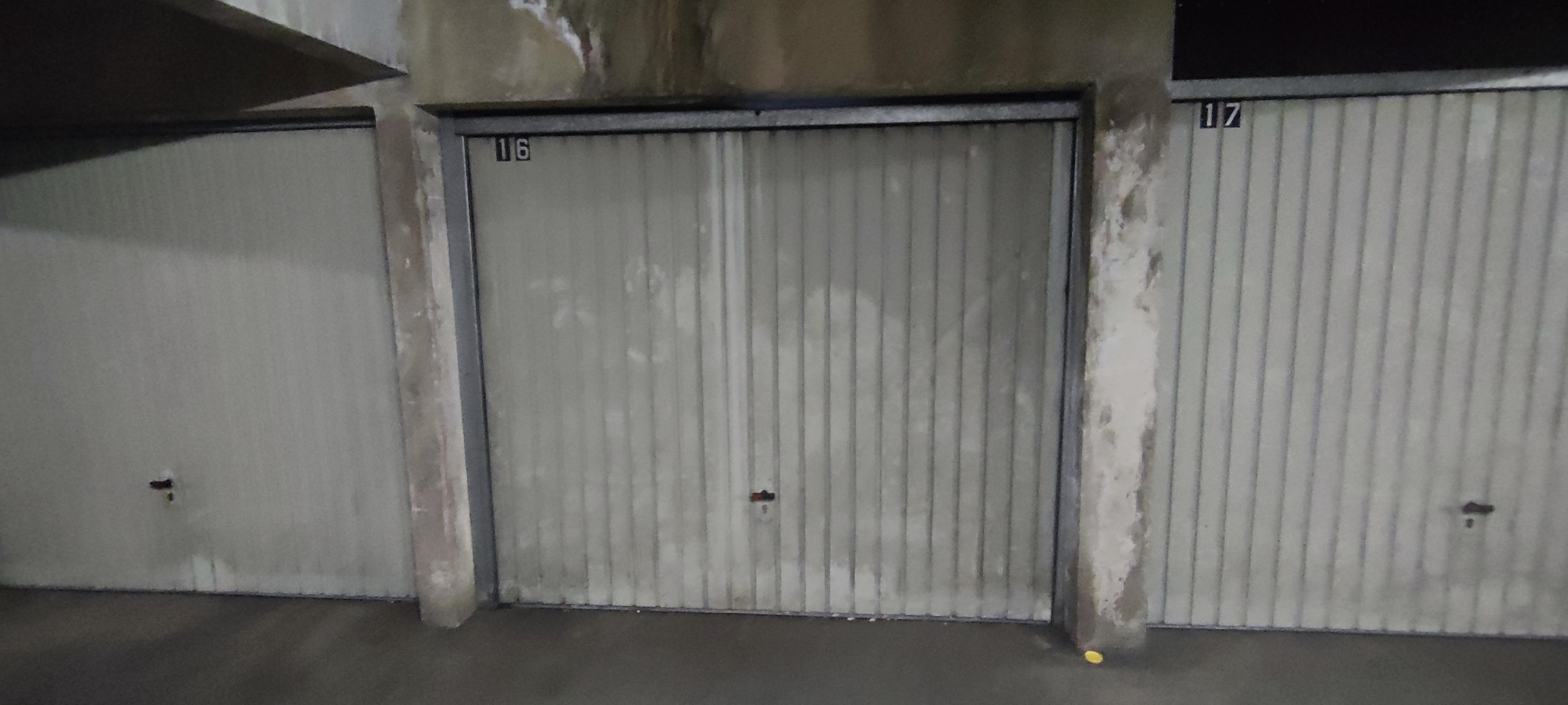 Garage de 12 m² à louer