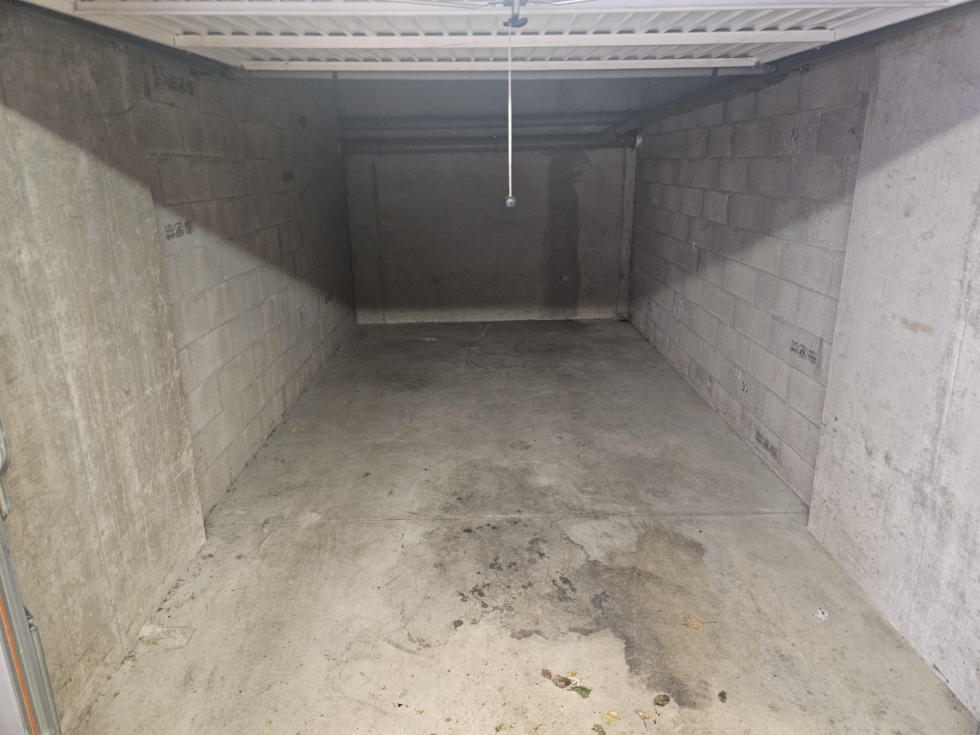 Garage privé / stationnement