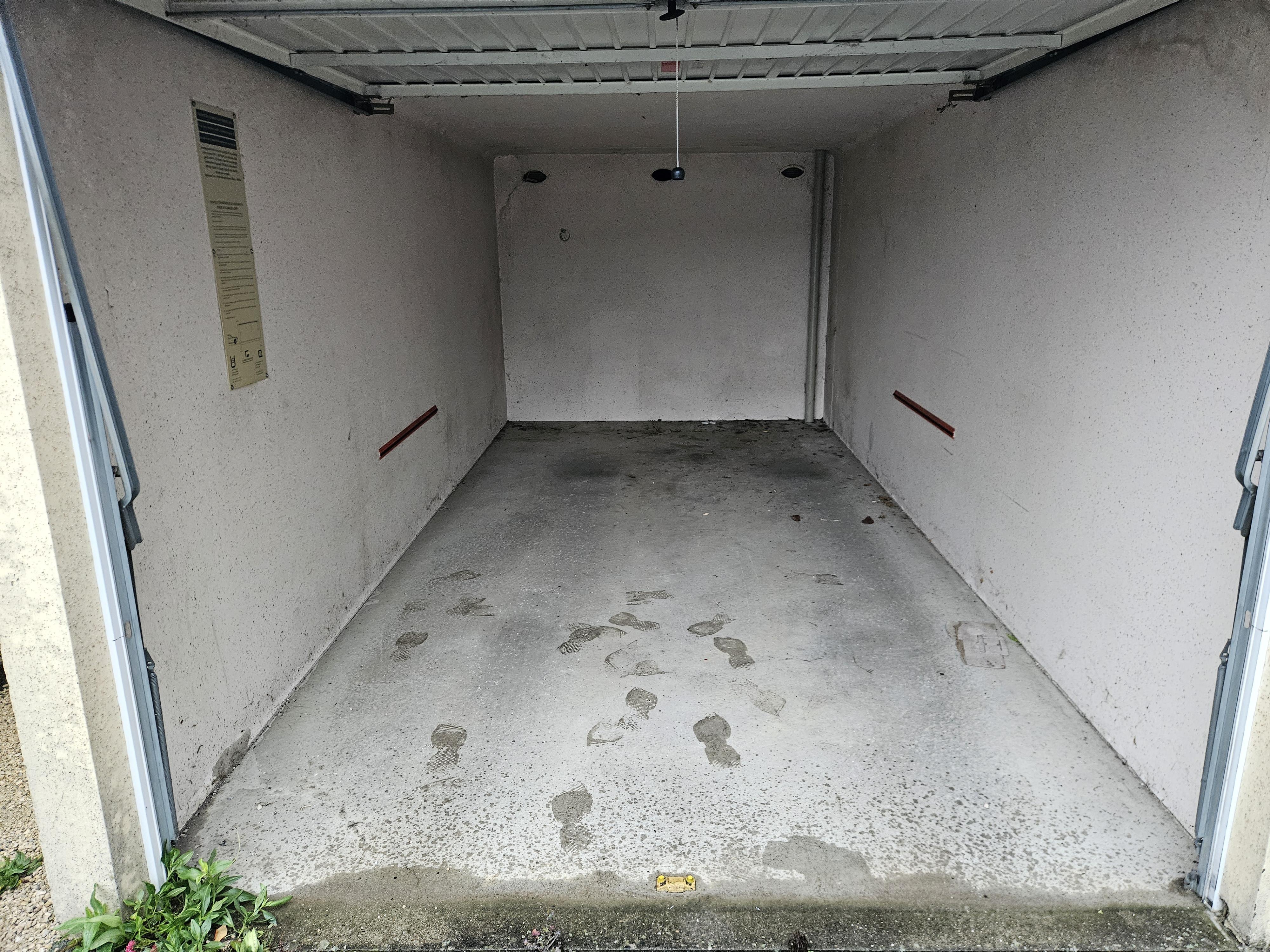 Garage/Box stockage à Vandoncourt