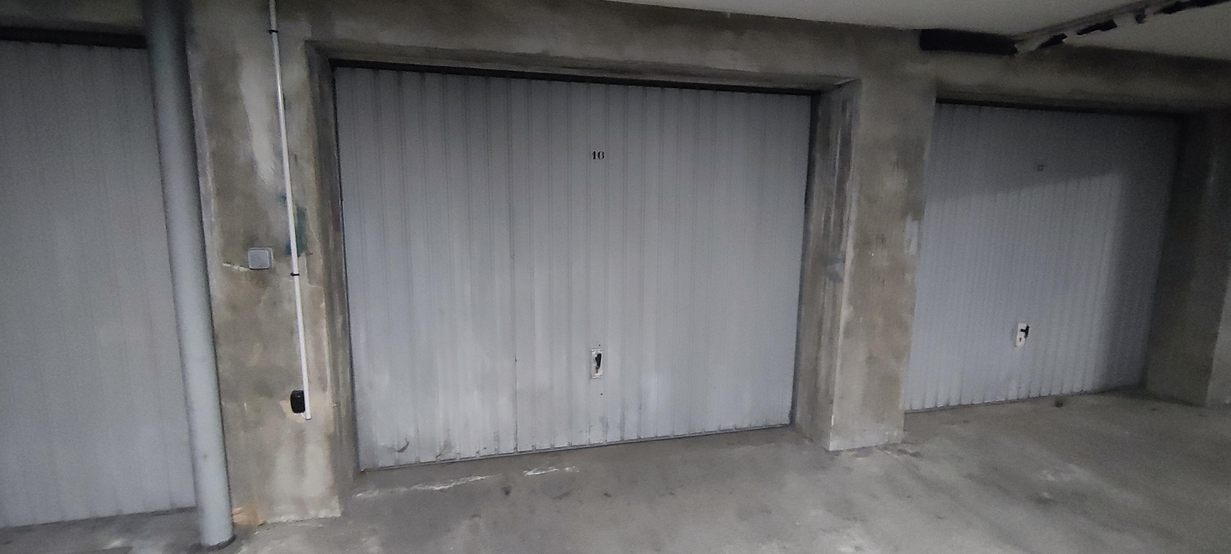 Garage de 13 m² à louer