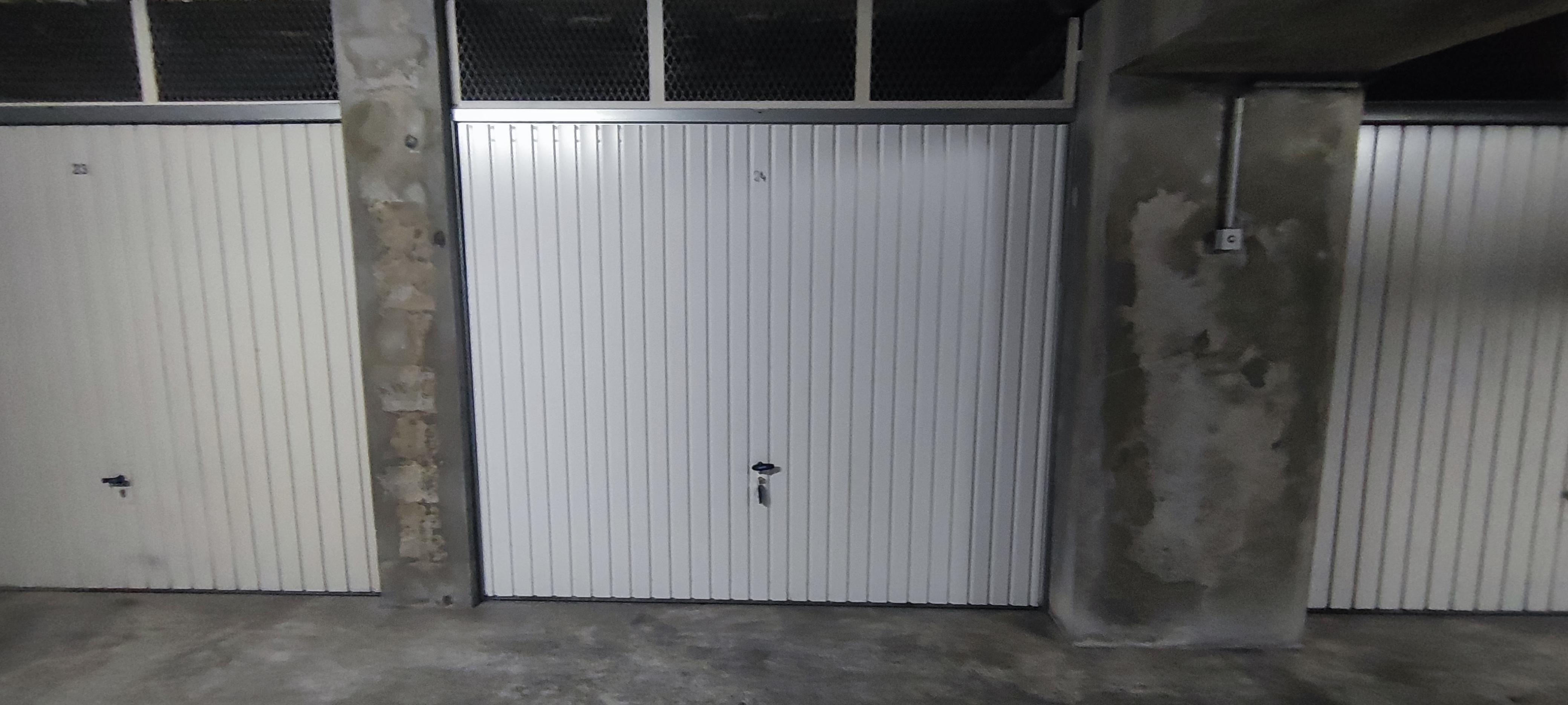 Garage de 13 m² à louer