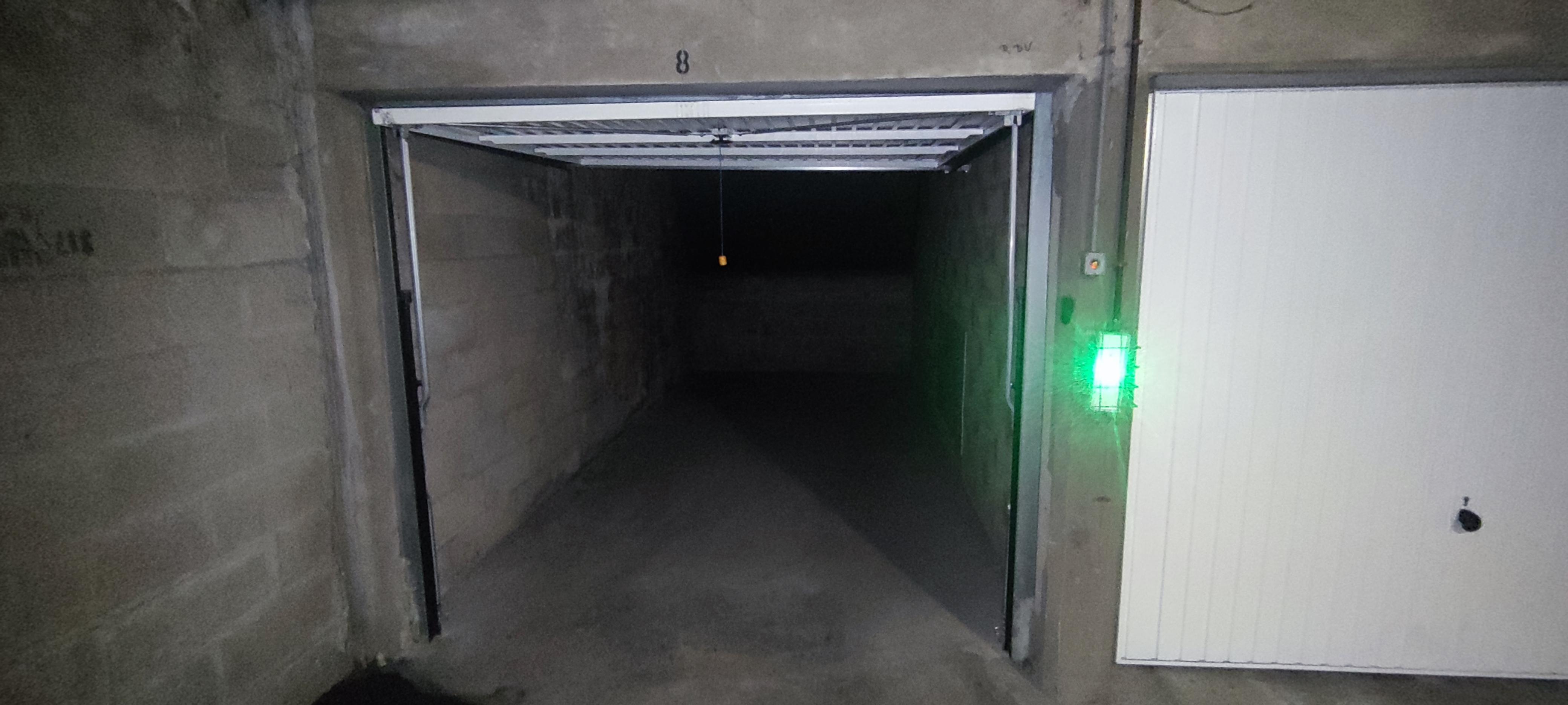 Garage de 13 m² à louer