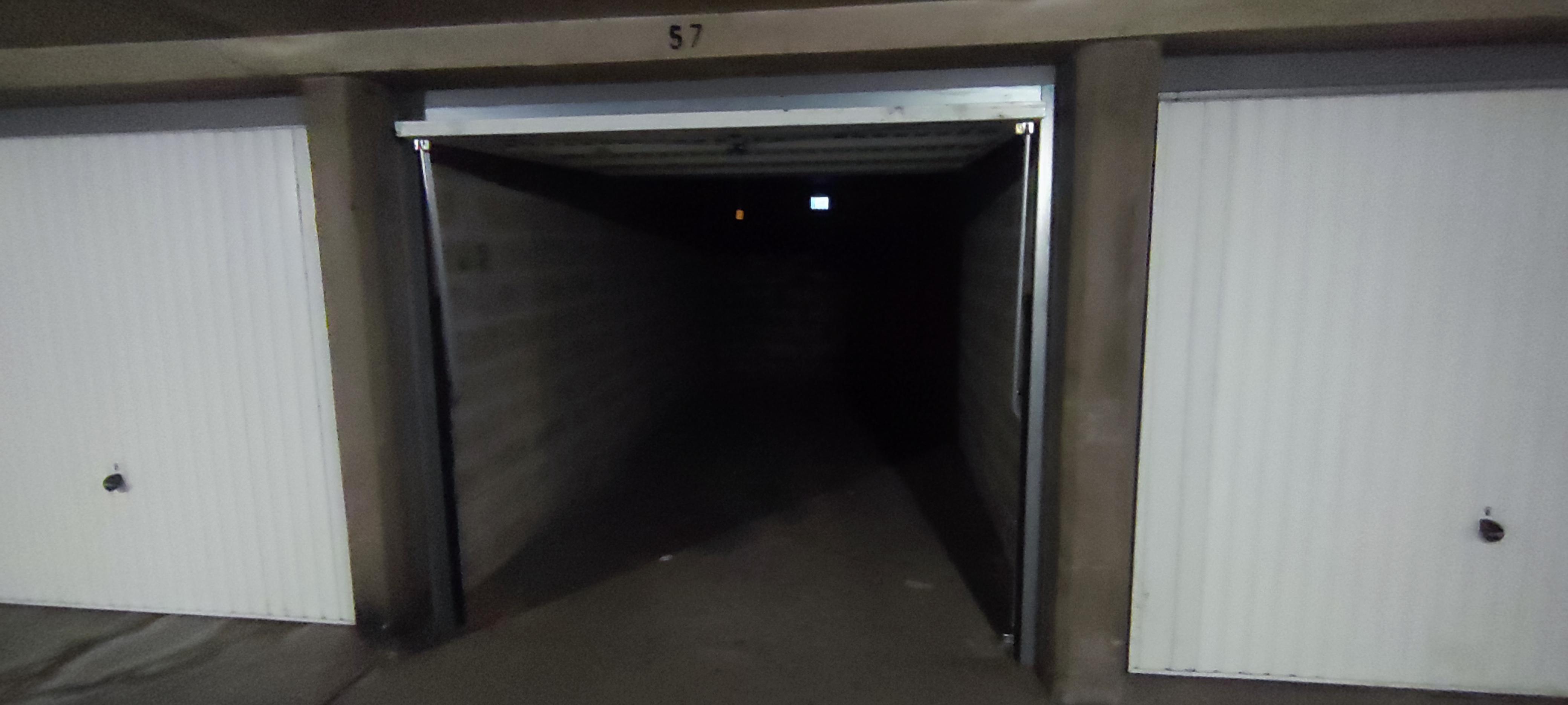 Garage de 13 m² à louer