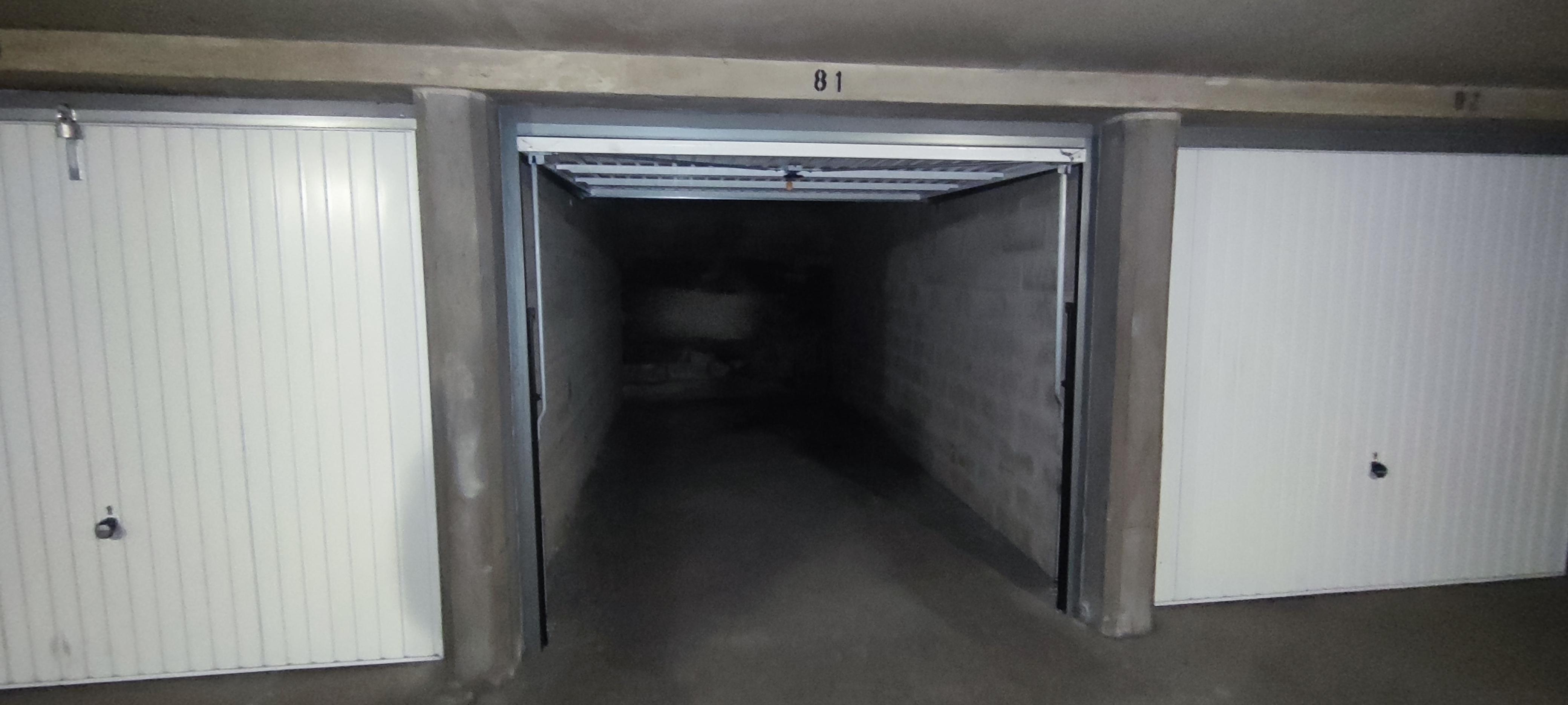 Garage de 13 m² à louer