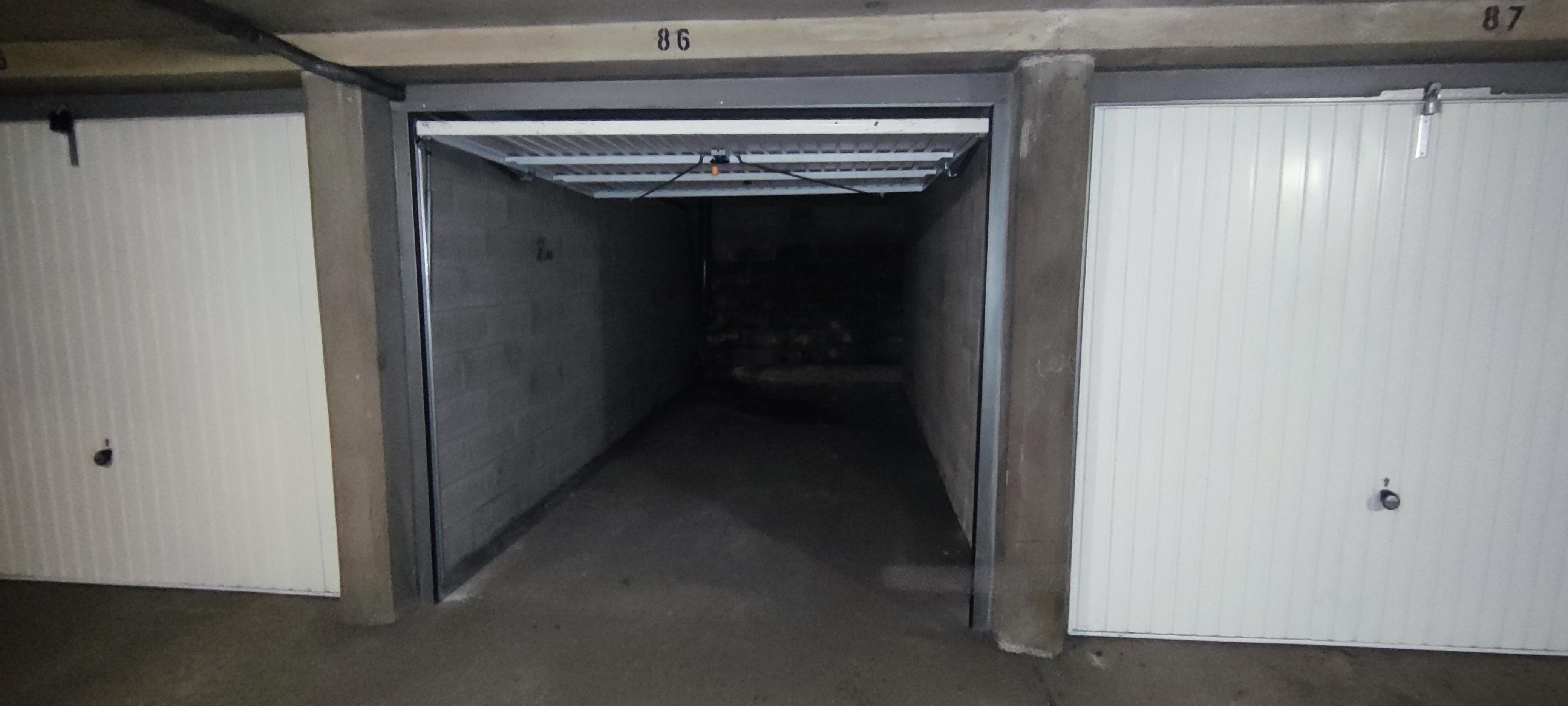 Garage de 13 m² à louer