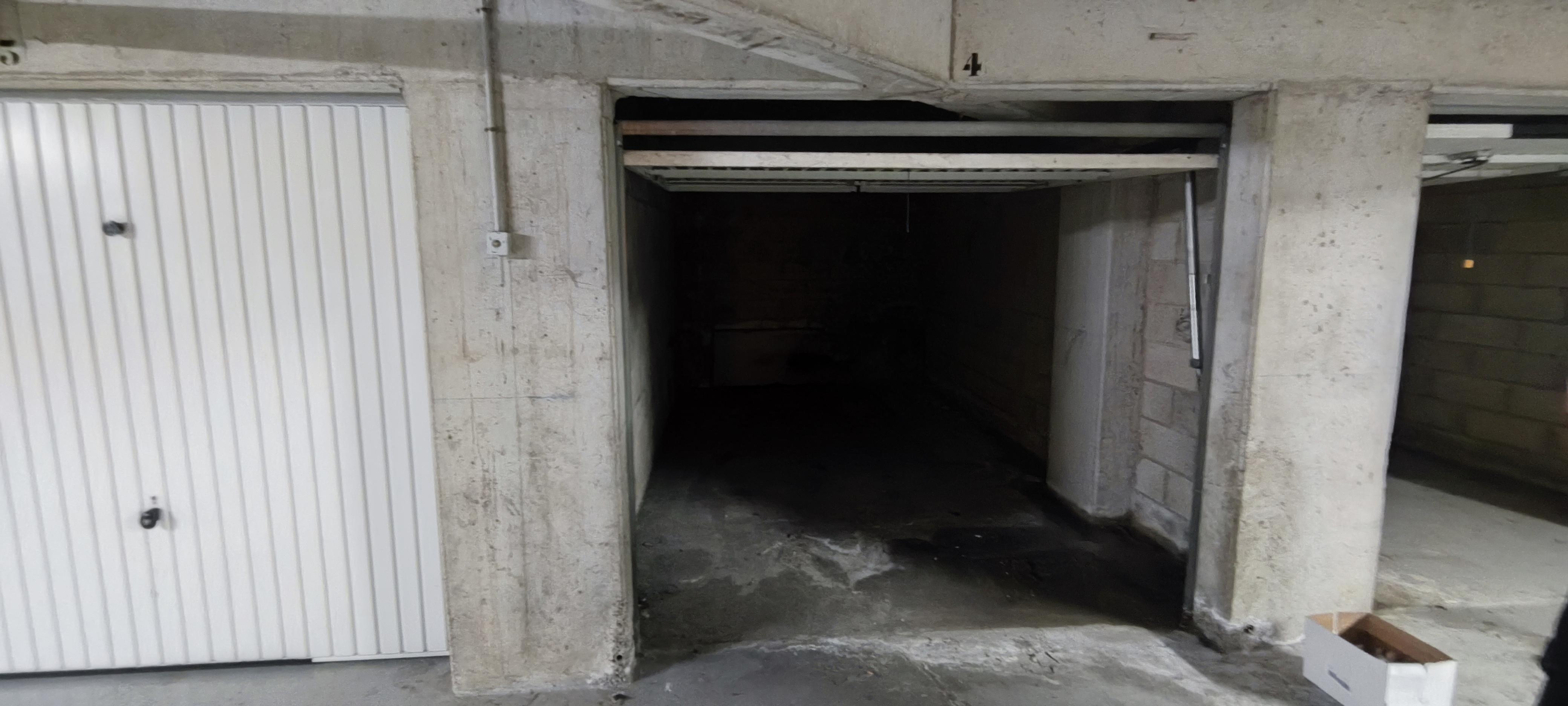 Garage de 13 m² à louer