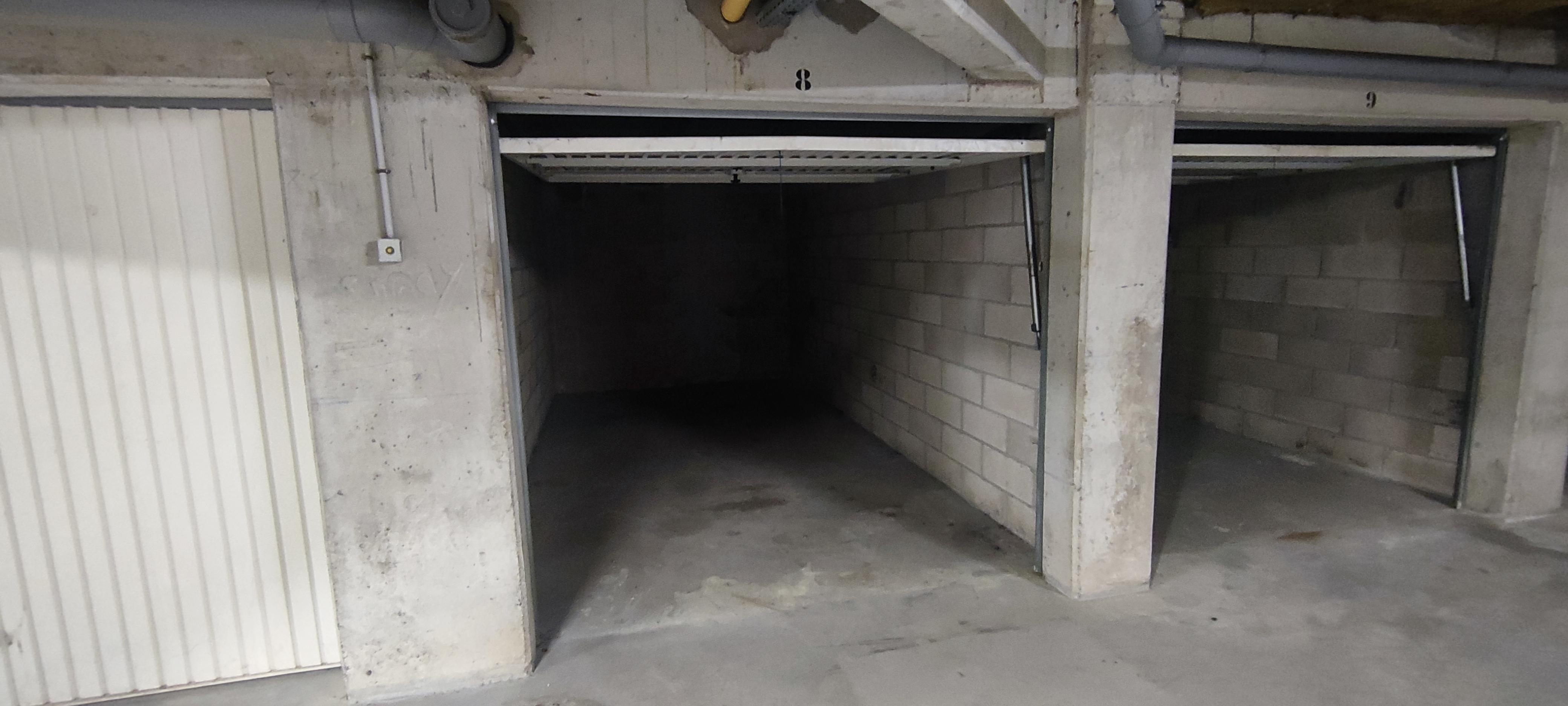 Garage de 13 m² à louer