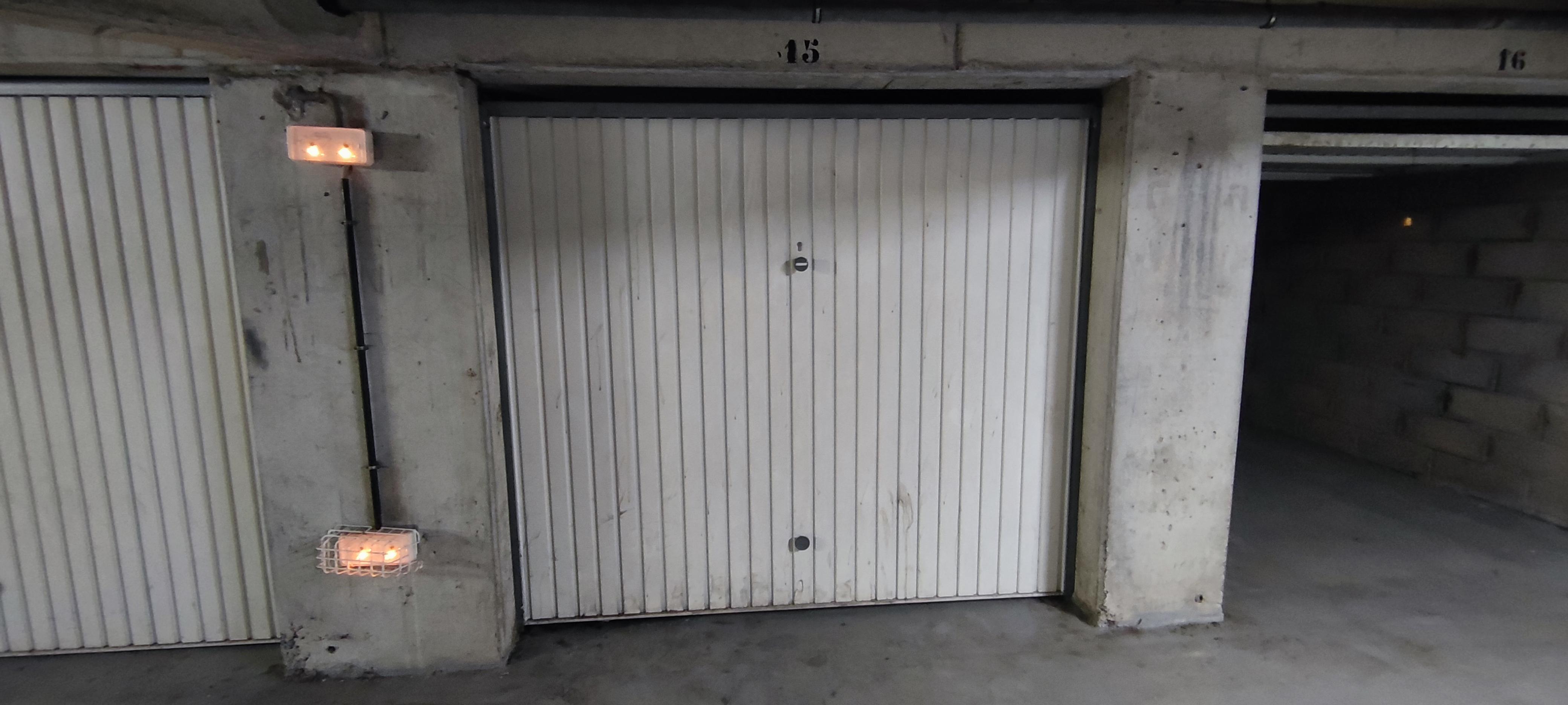 Garage de 12 m² à louer