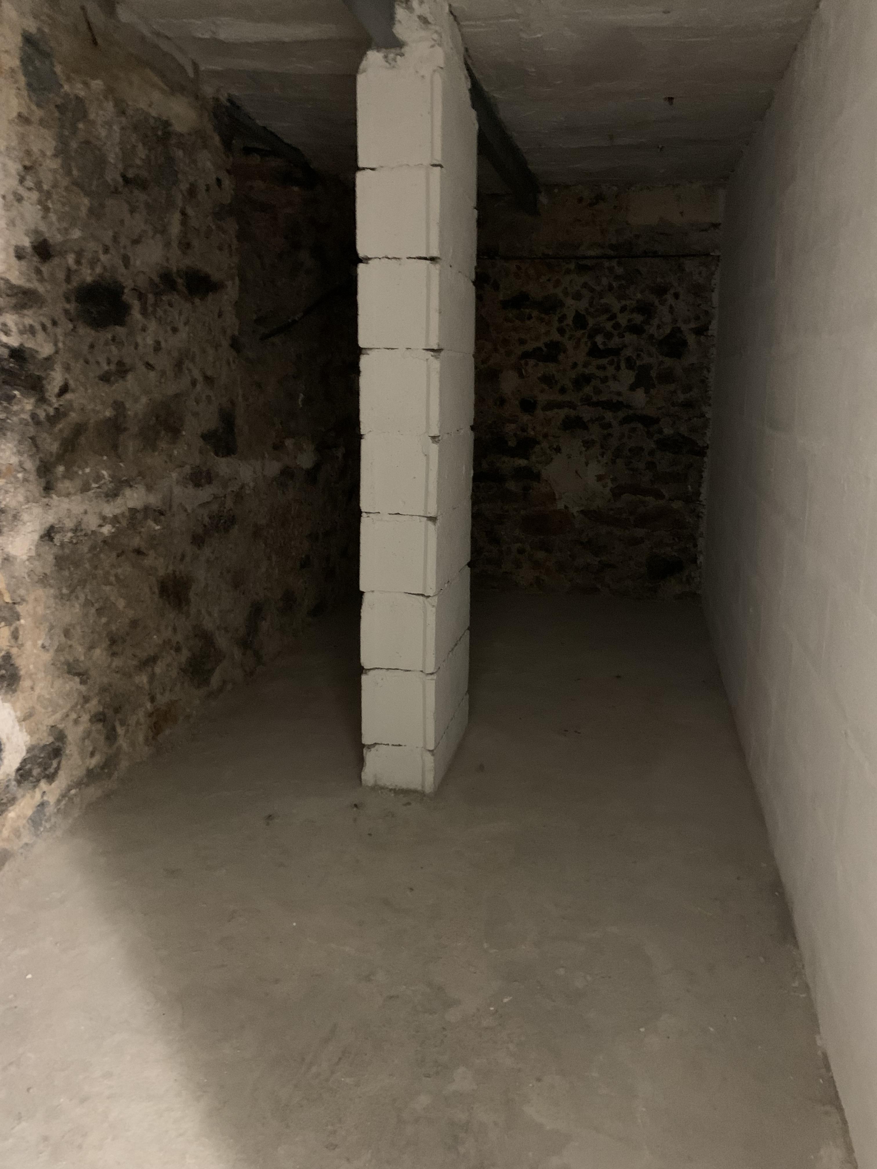 location de caves à sainto ouen sur seine