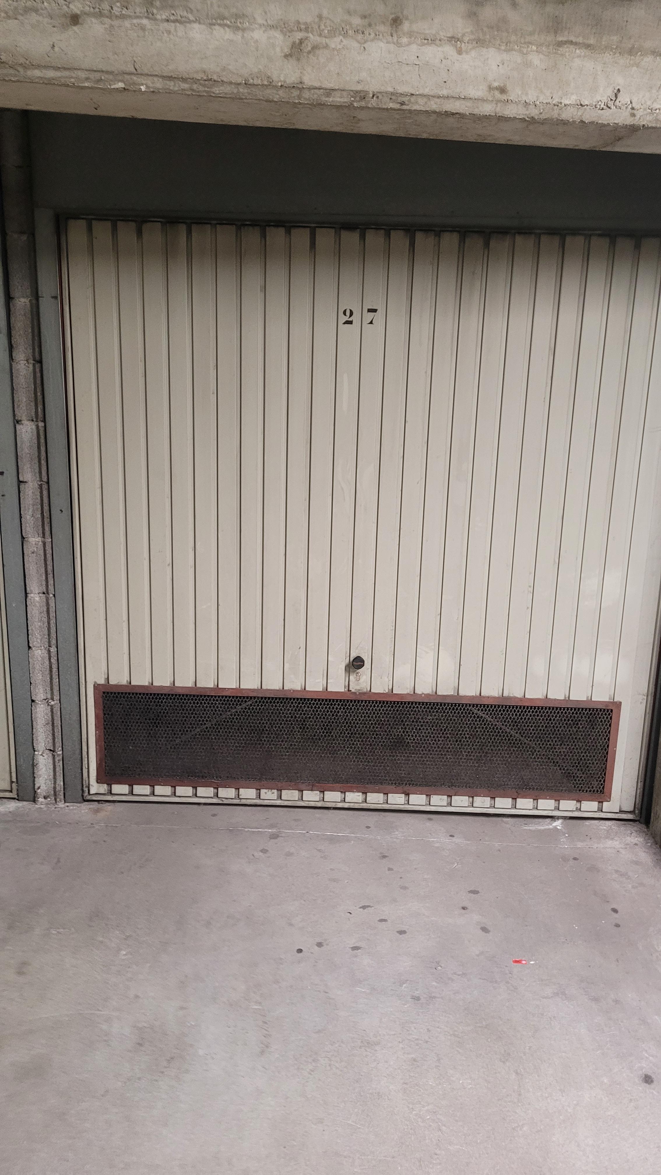 Location garage stationnement véhicule