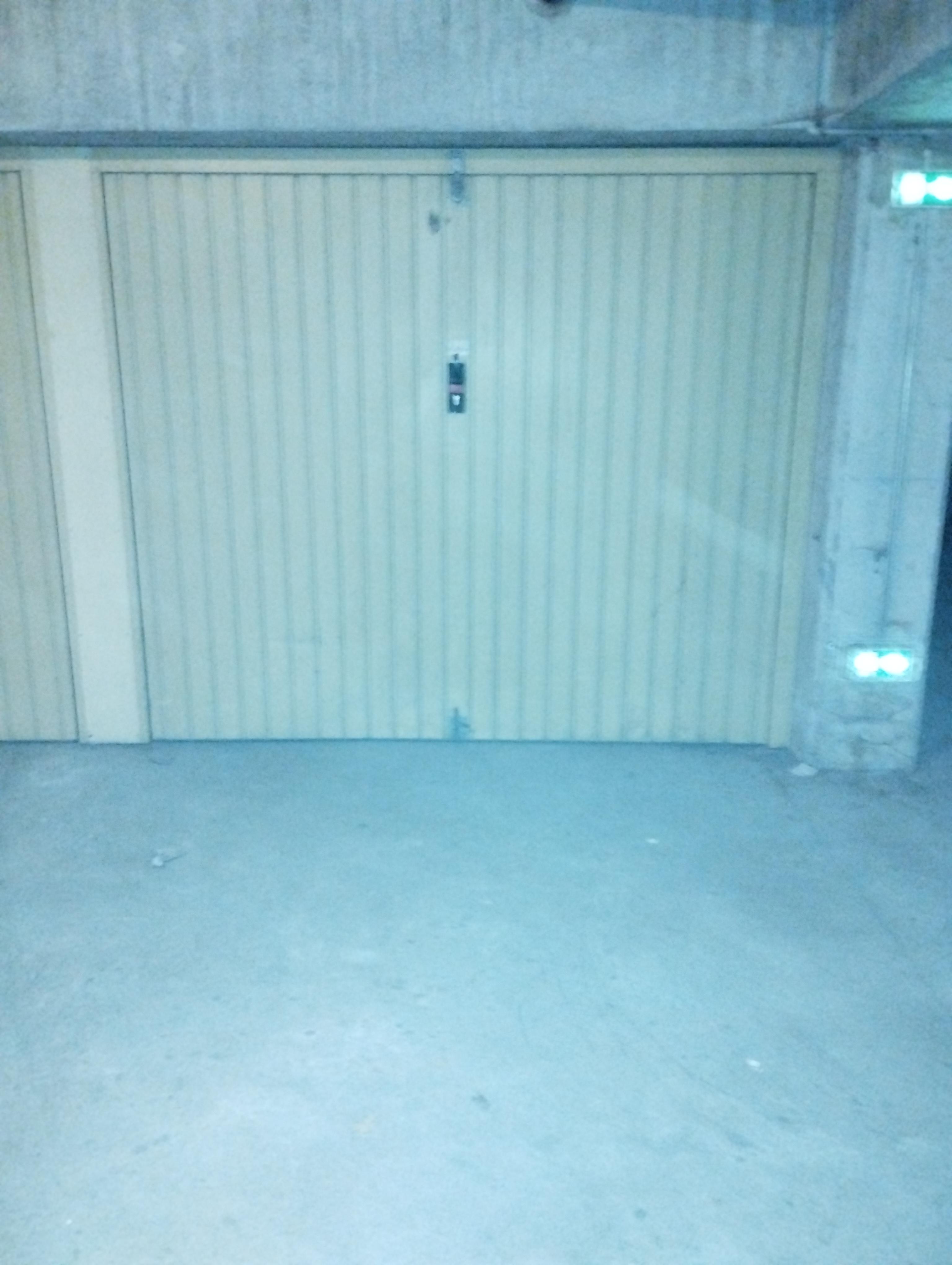 Garage à louer sur Tassin la demi lune
