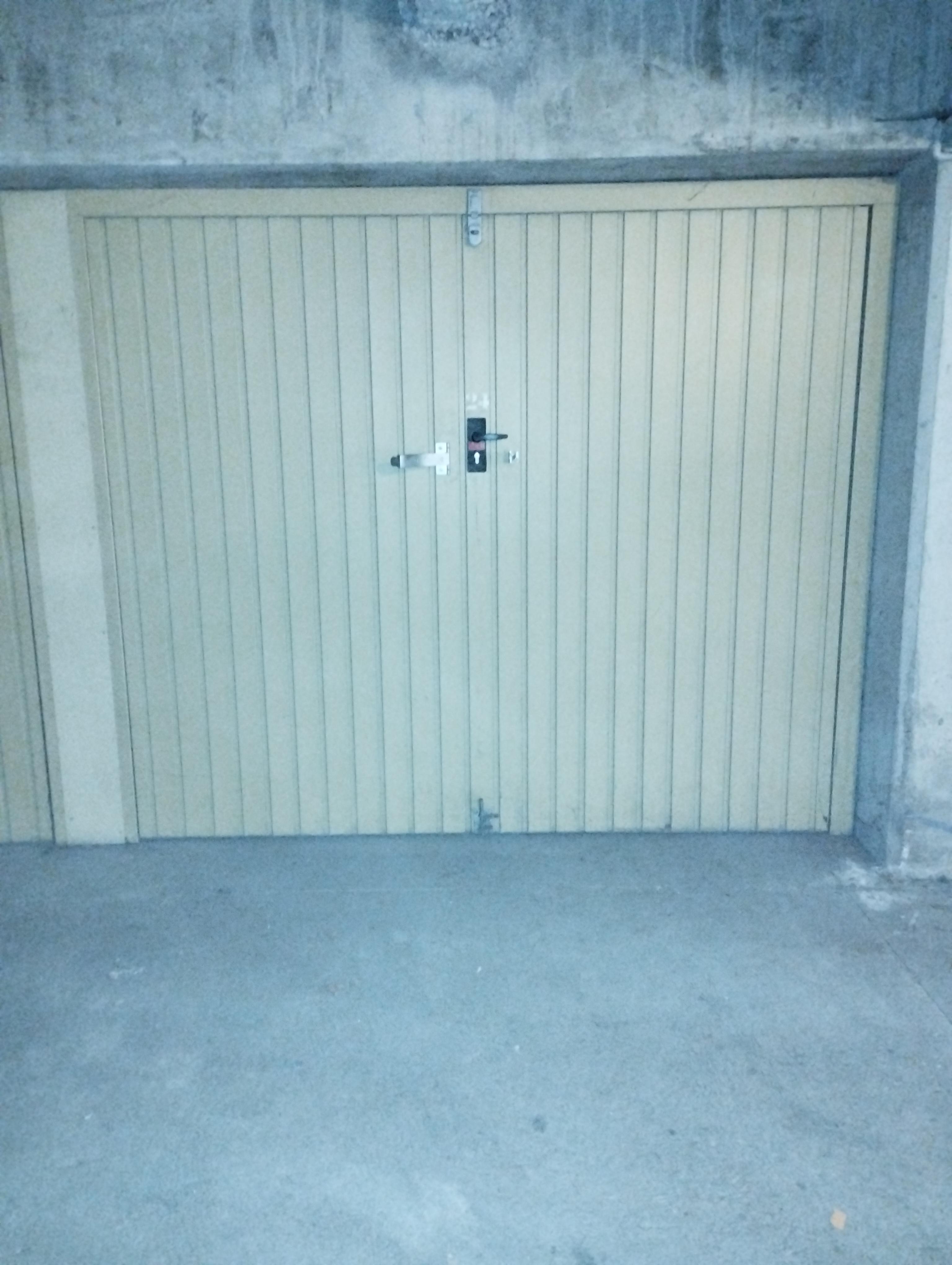 Garage sécurisé pour stationnement
