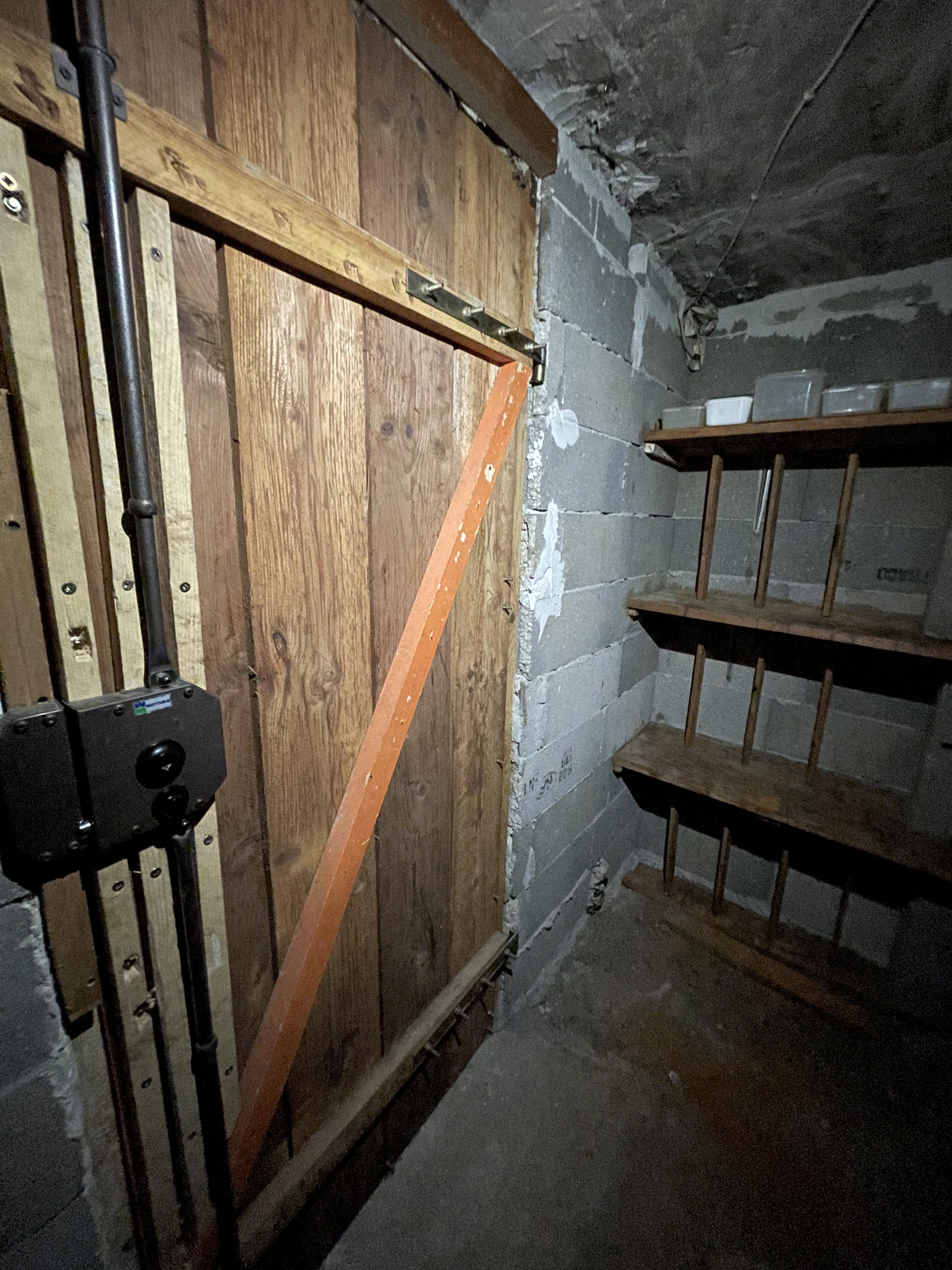 Cave très sécurisée 4,6m2 à montparnasse