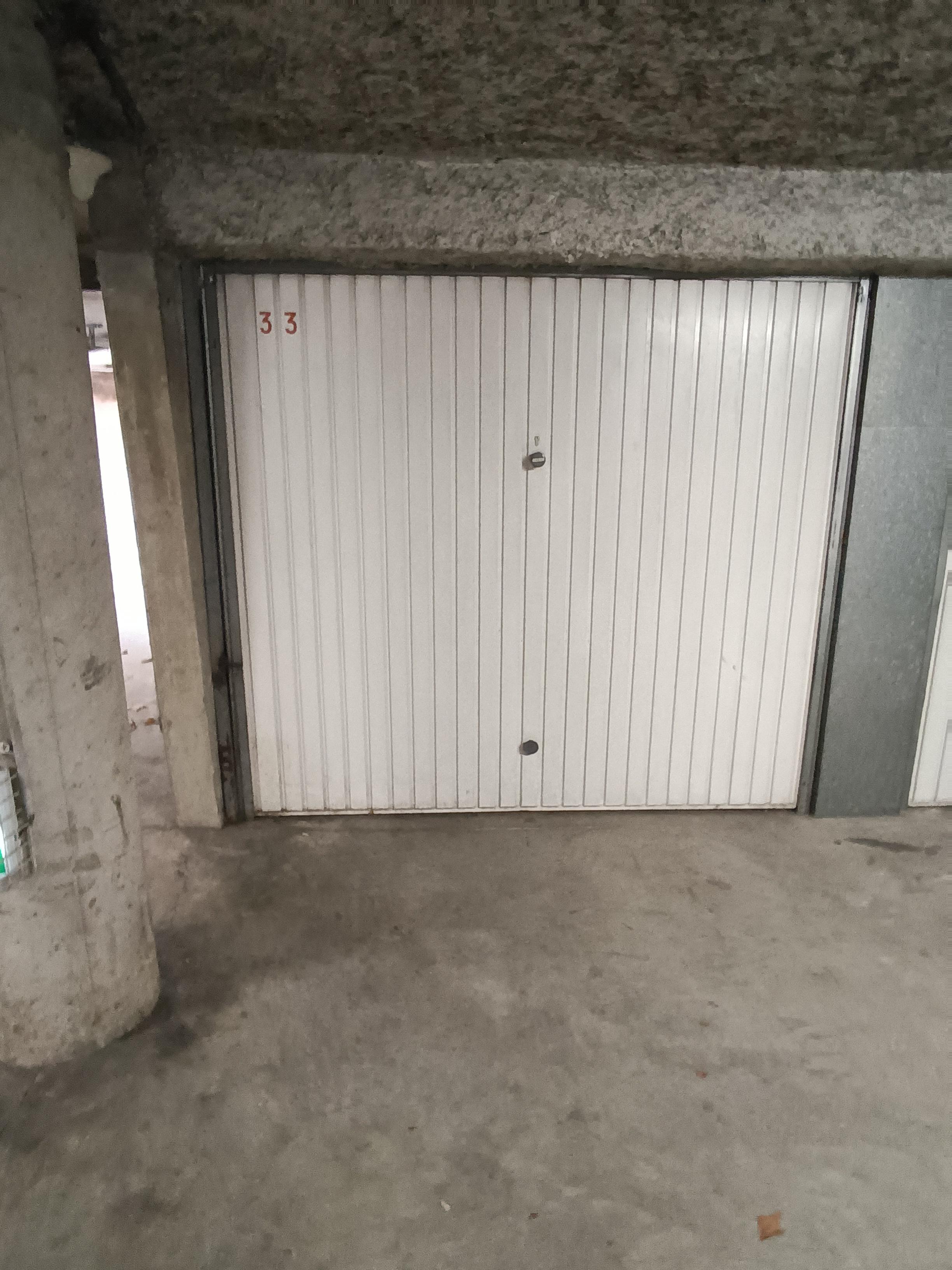 INTRA - Garage/Box stockage à toulouse