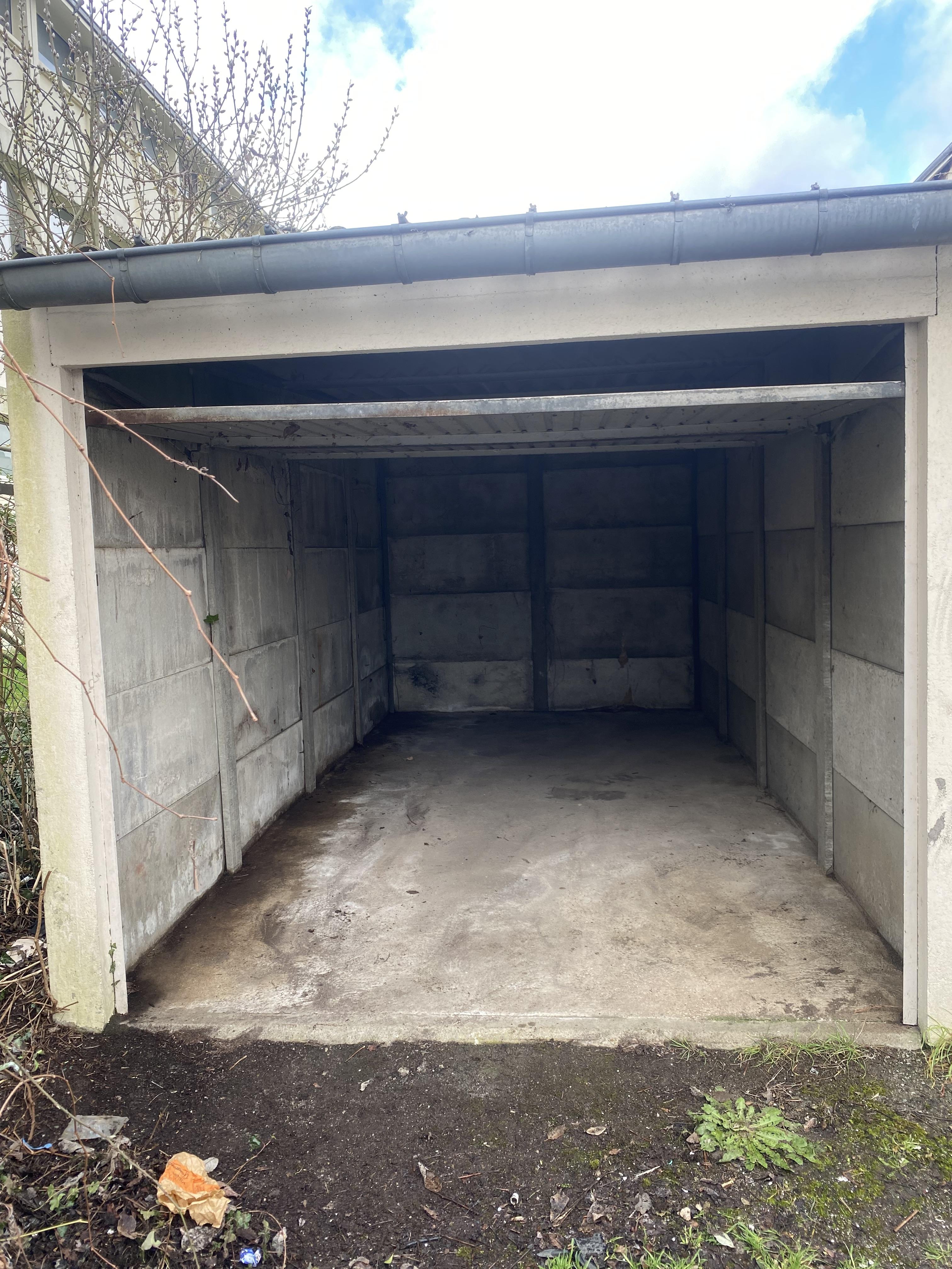 Box pour stockage de 13m² à louer